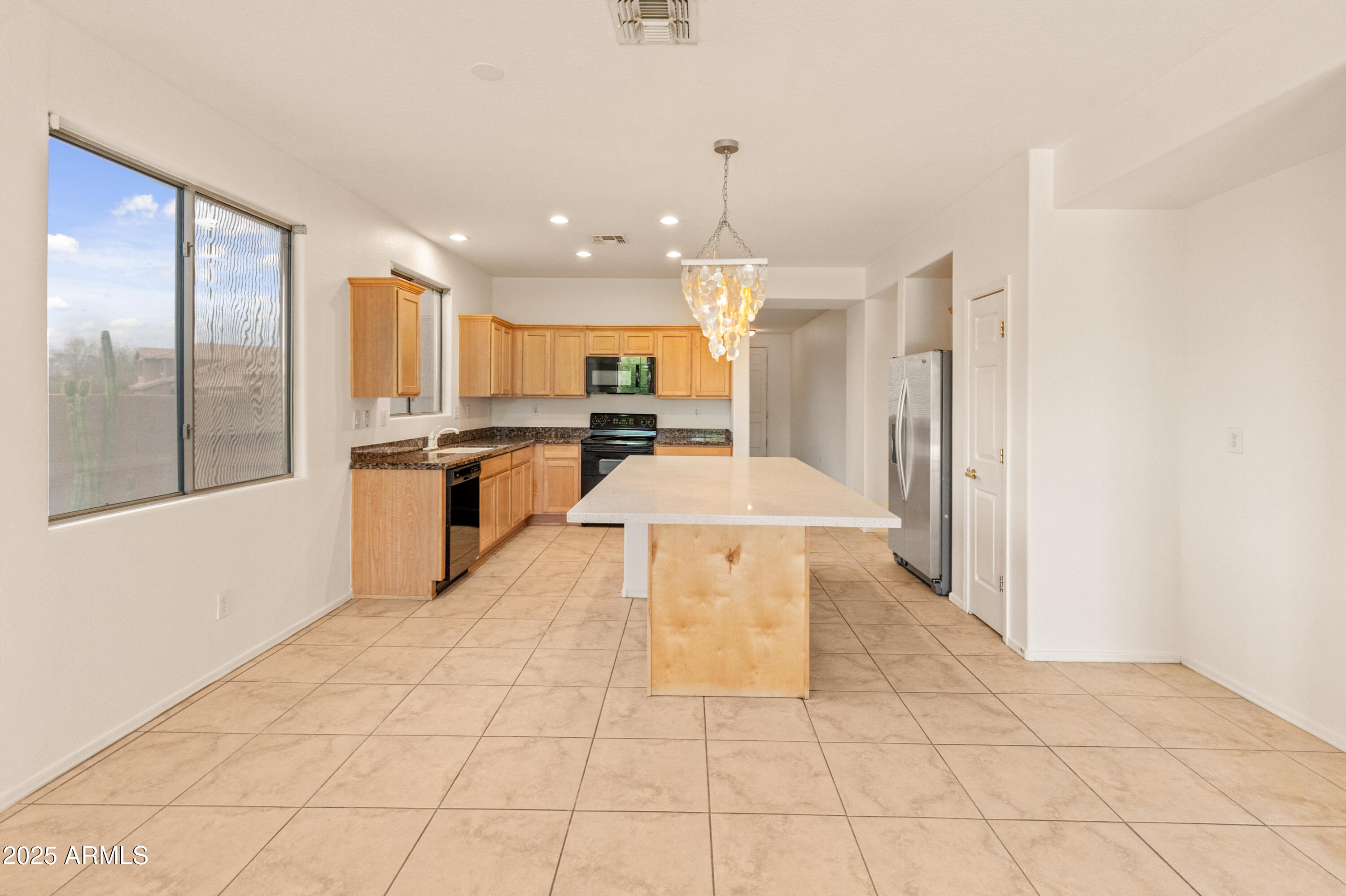 39609 N WHITE TAIL Lane