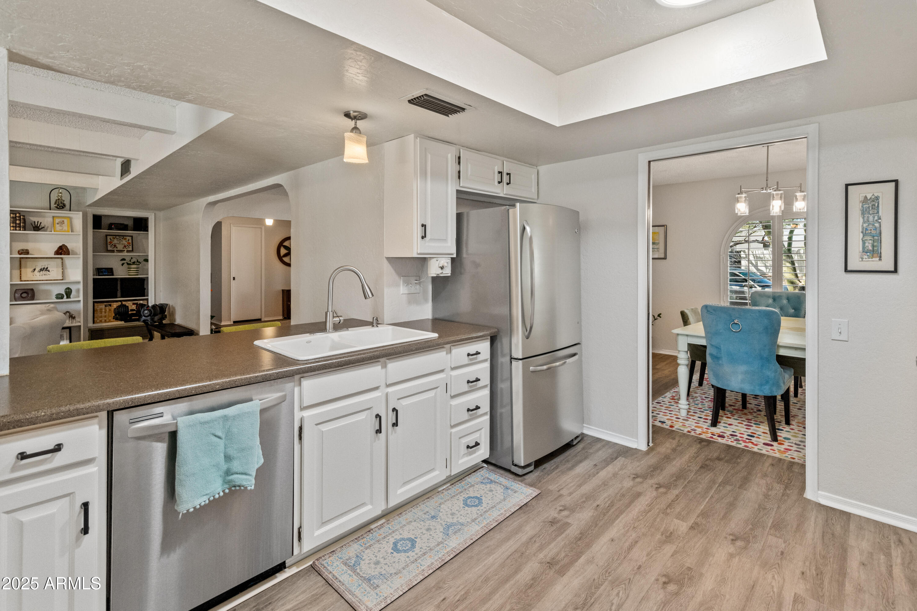 11051 N 45TH Place