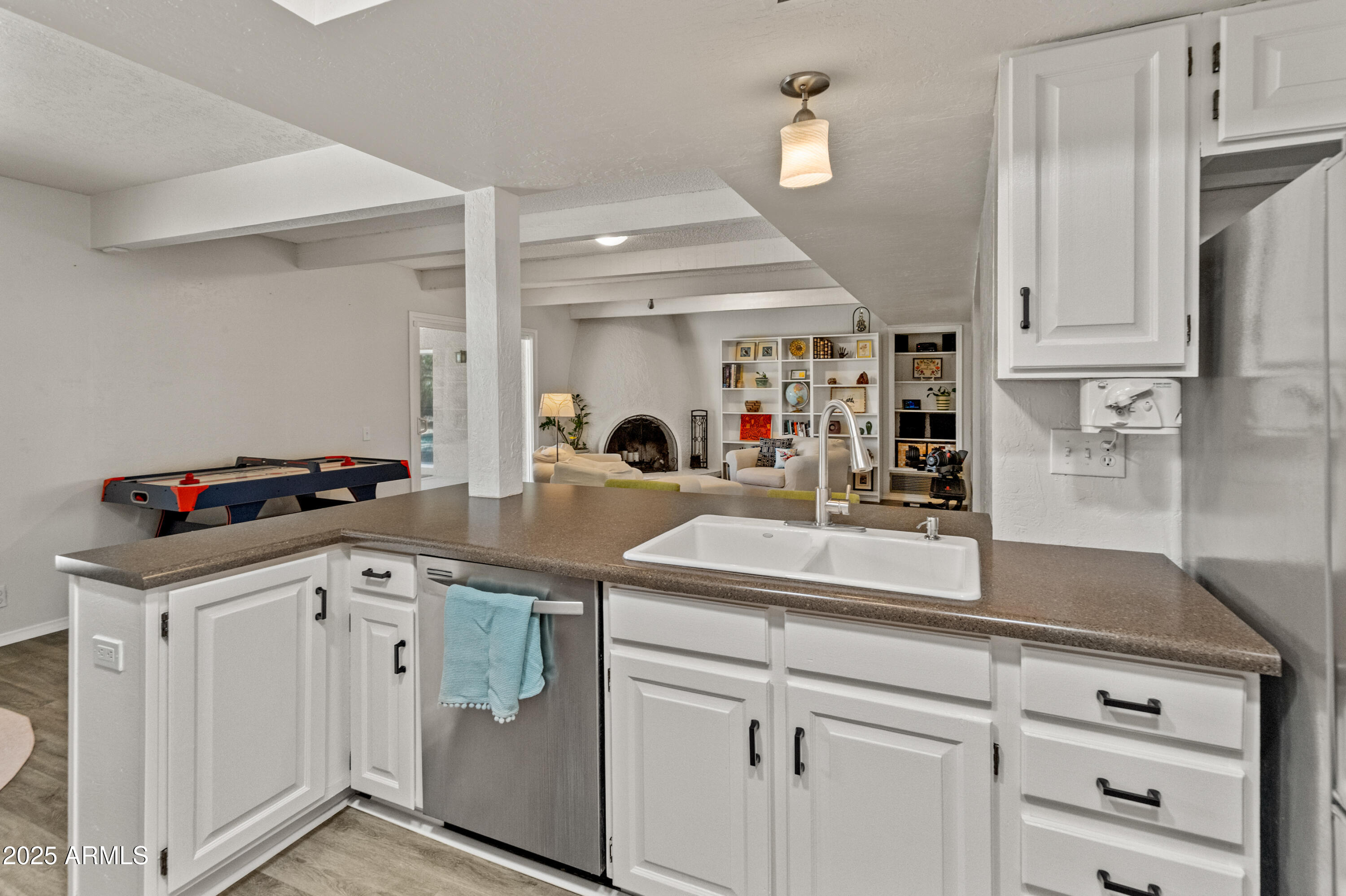 11051 N 45TH Place