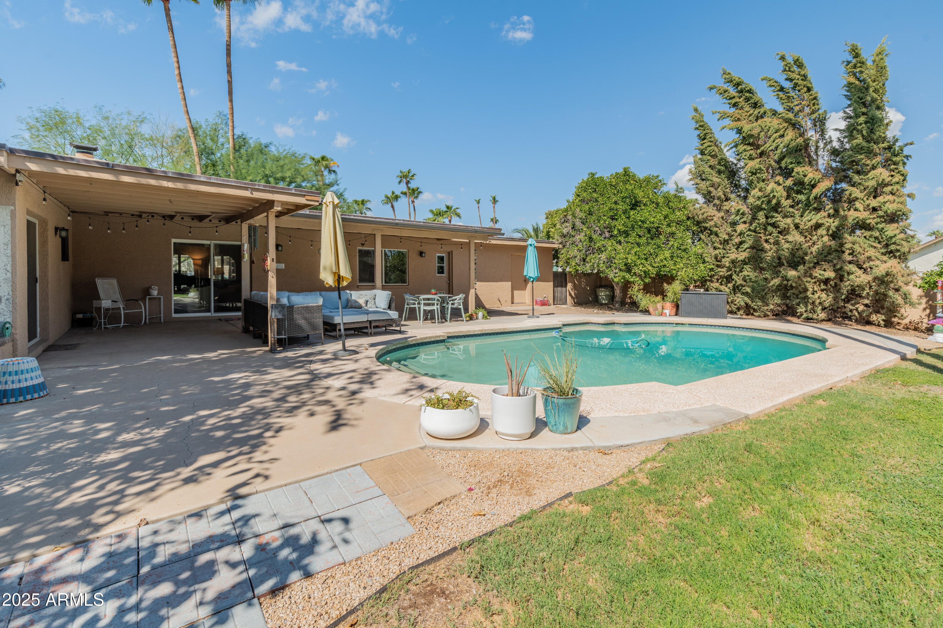 11051 N 45TH Place