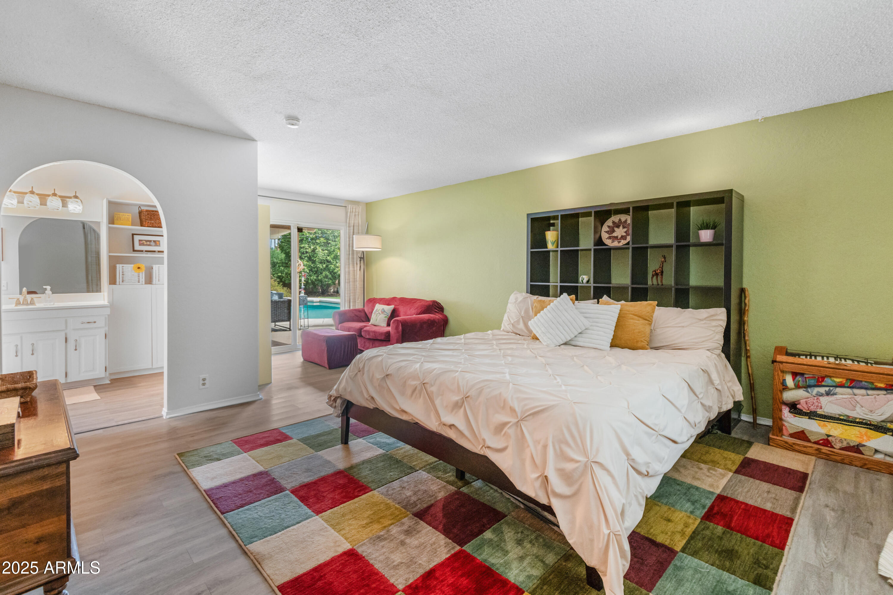 11051 N 45TH Place