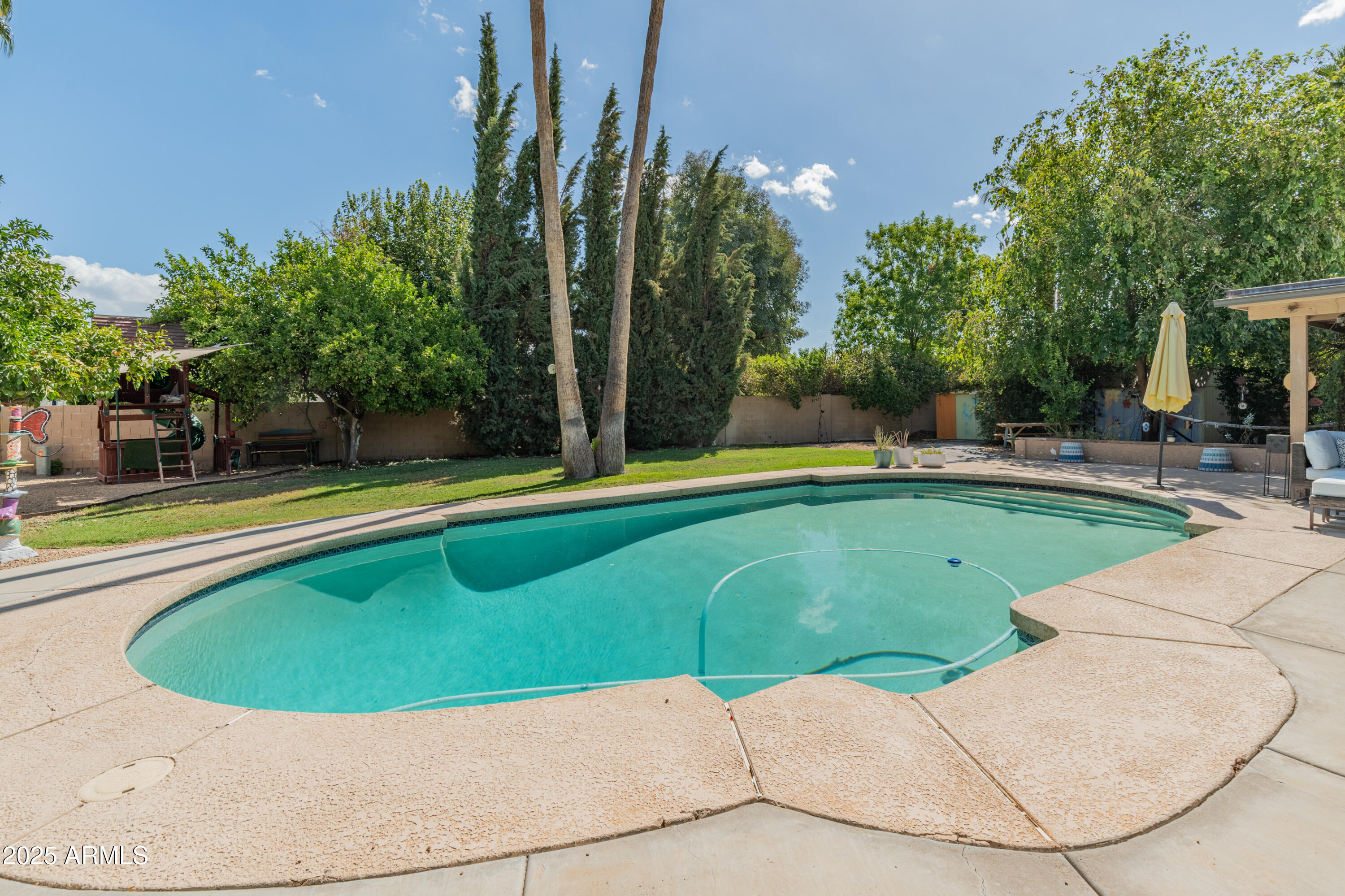 11051 N 45TH Place