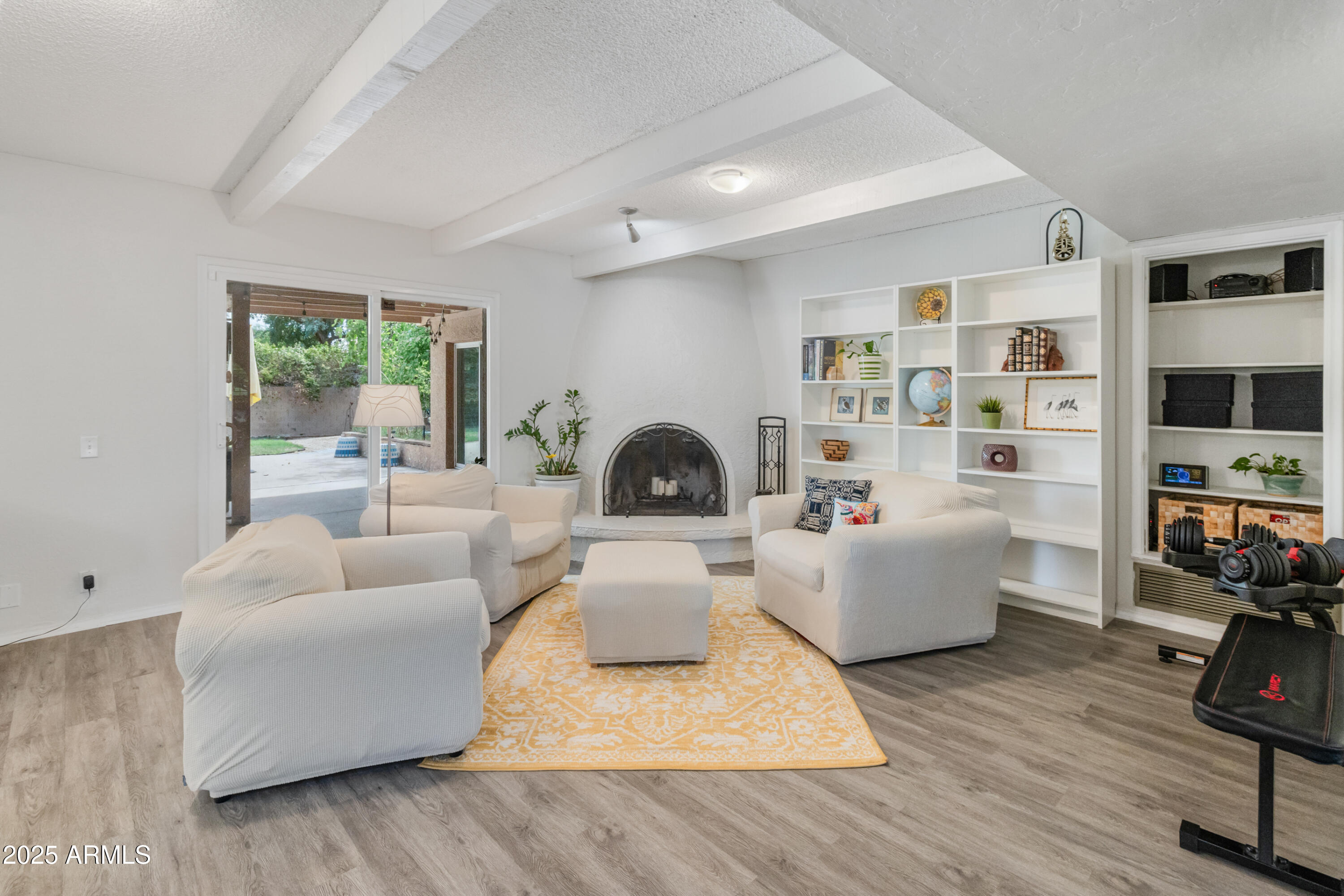 11051 N 45TH Place
