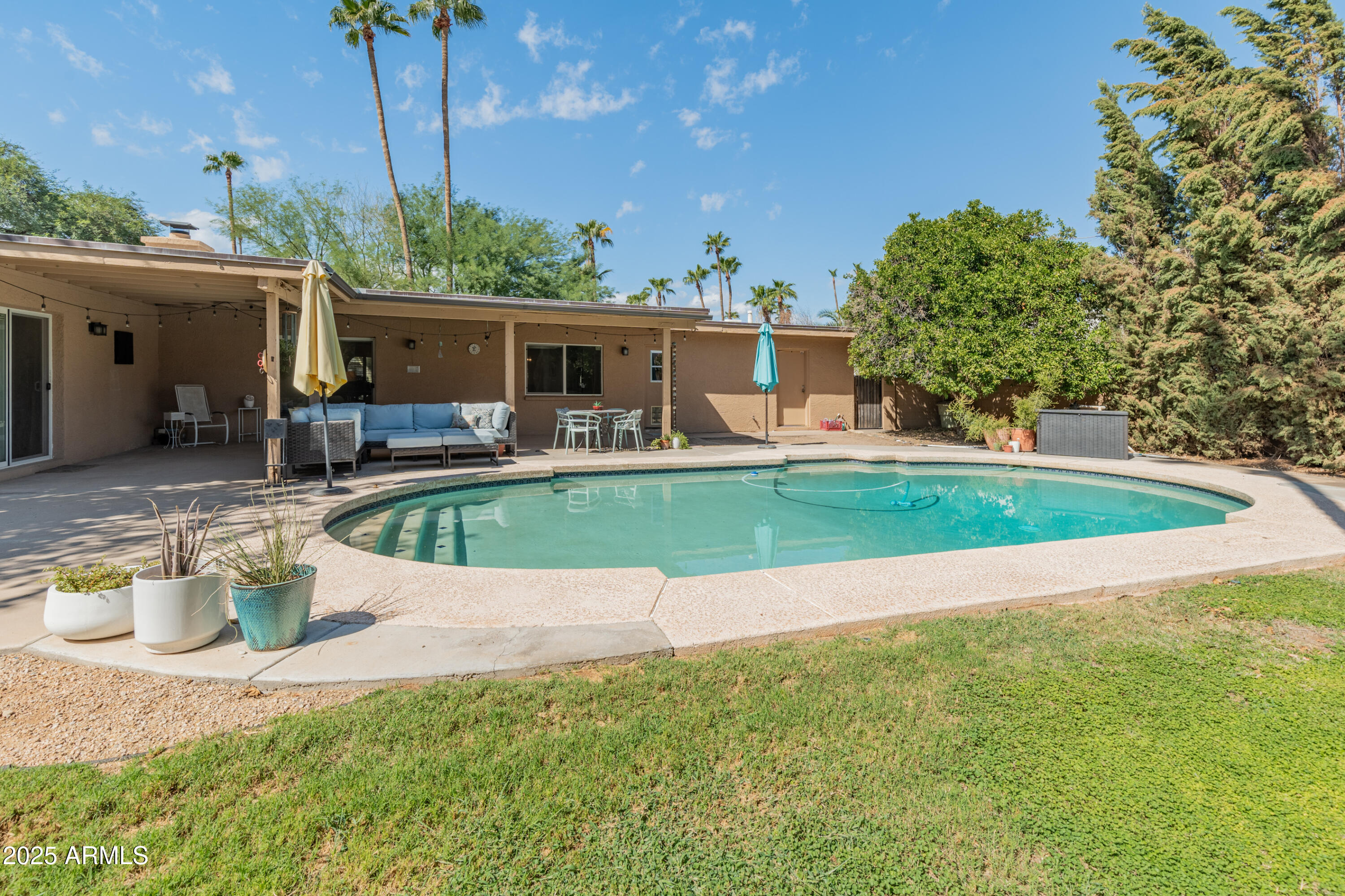 11051 N 45TH Place
