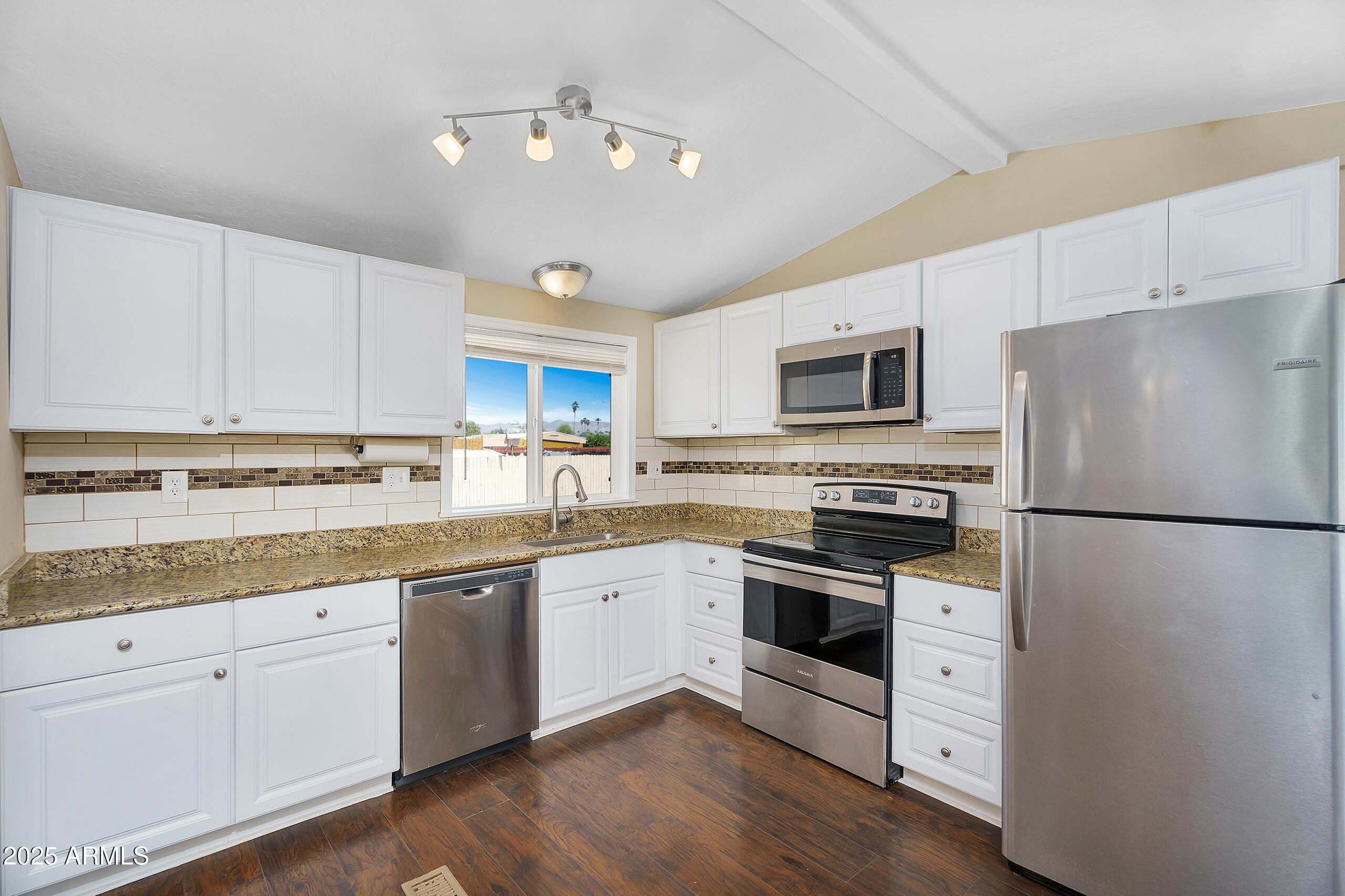 633 S 96TH Street