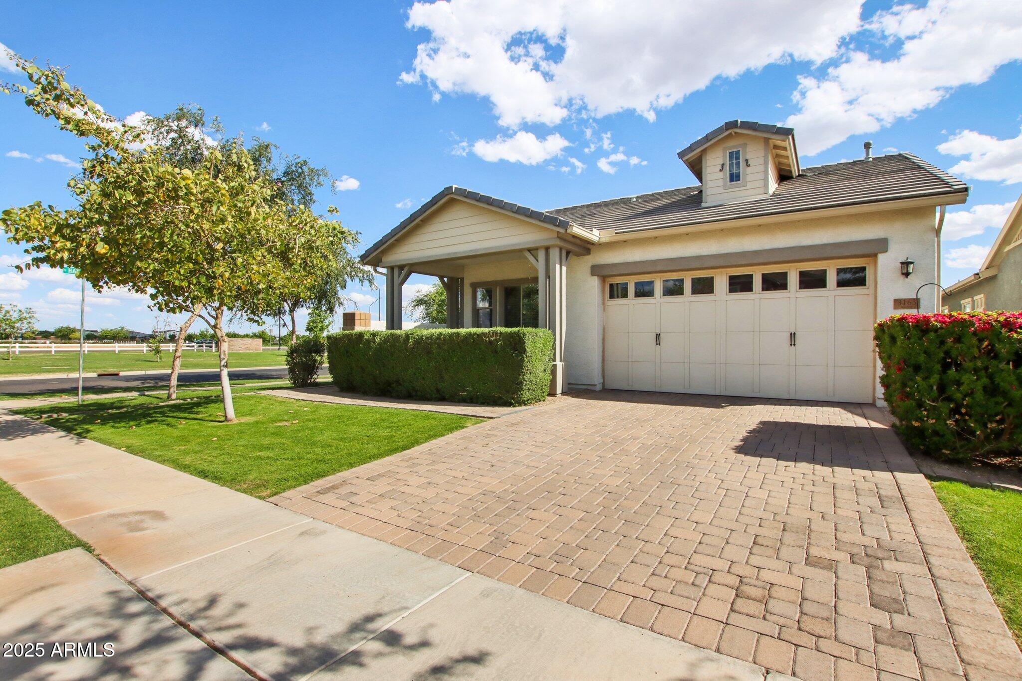 3163 E AUSTIN Drive