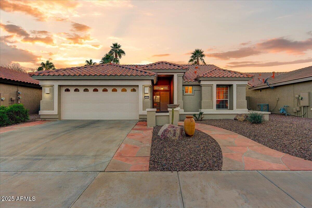 15695 W EARLL Drive