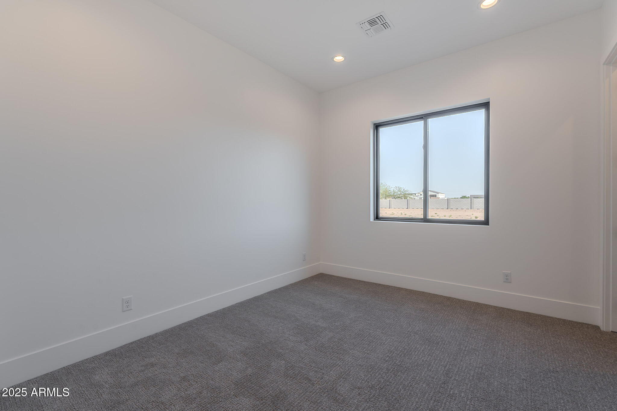 2005 W Lincoln Court