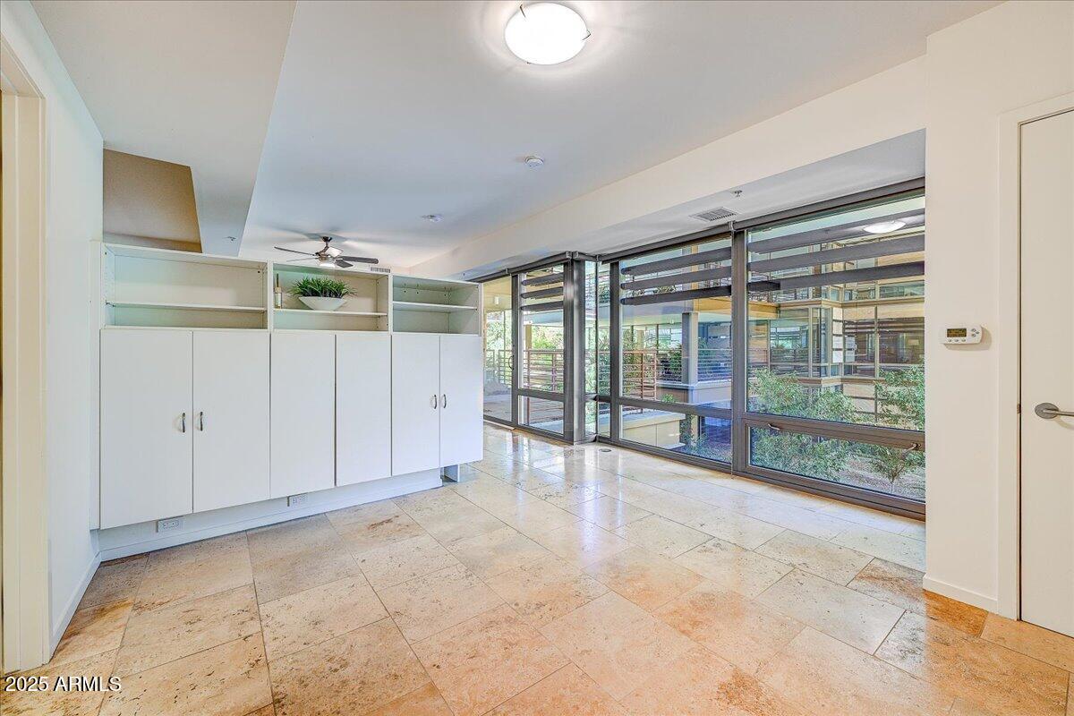 7137 E RANCHO VISTA Drive 2010