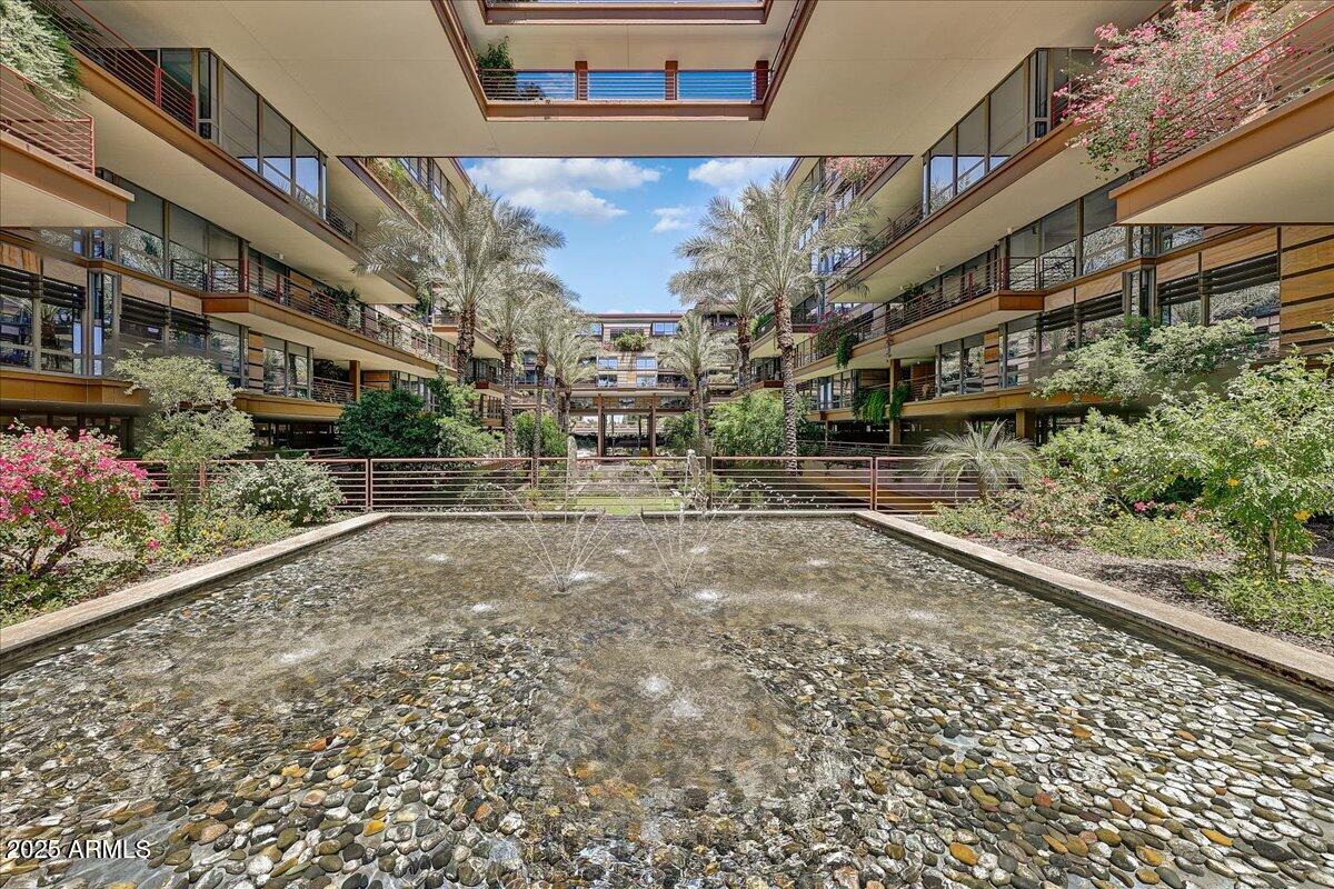 7137 E RANCHO VISTA Drive 2010
