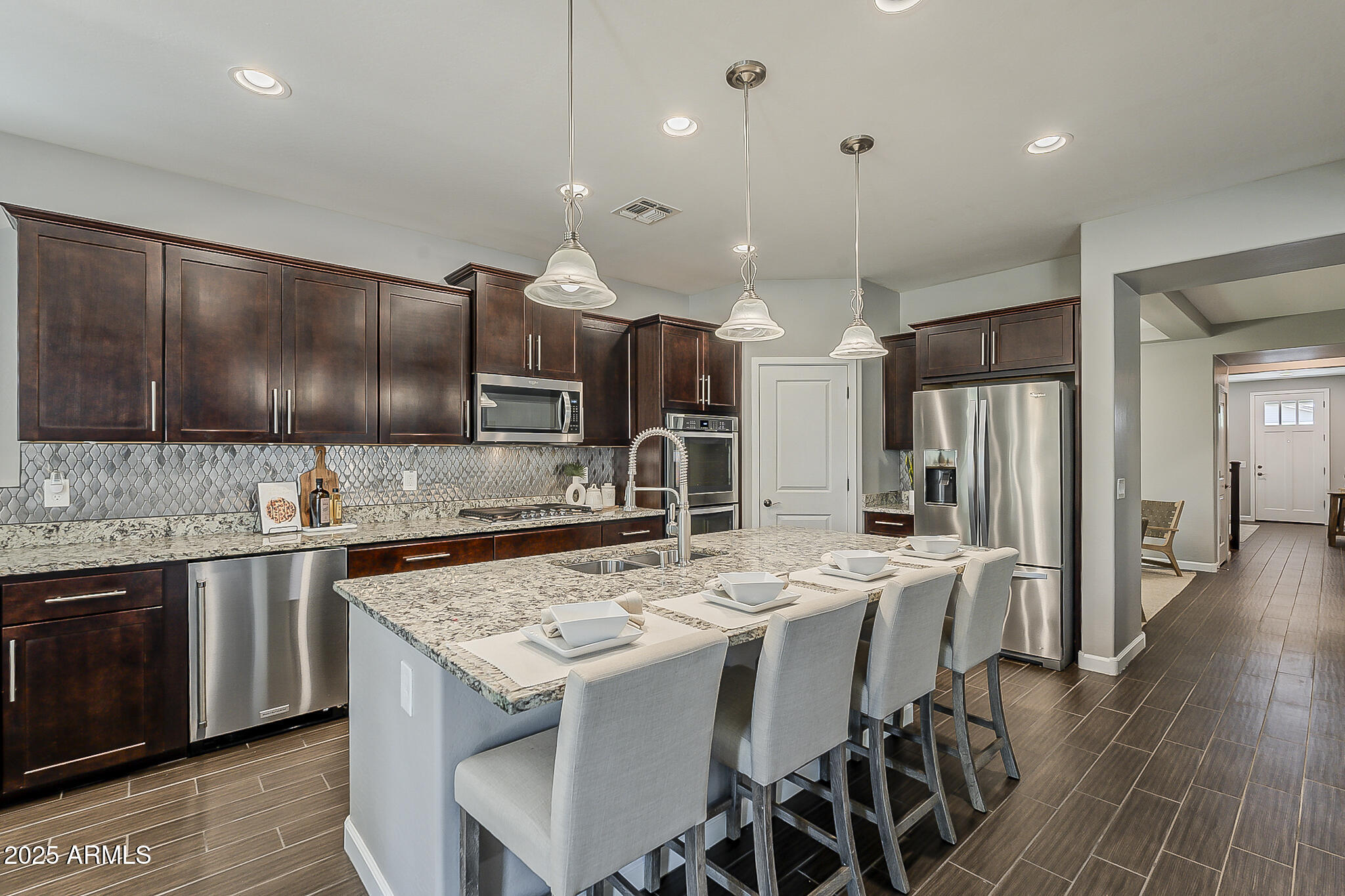 3422 E STRAWBERRY Drive