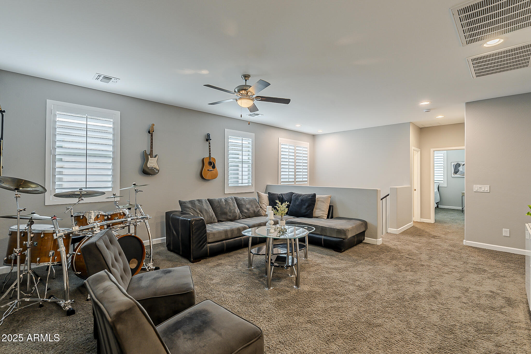 3422 E STRAWBERRY Drive