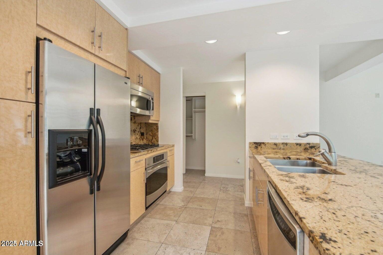 7131 E RANCHO VISTA Drive 3001