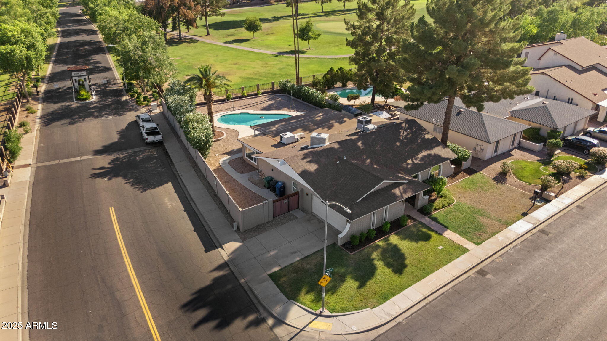1509 W Kiowa Avenue