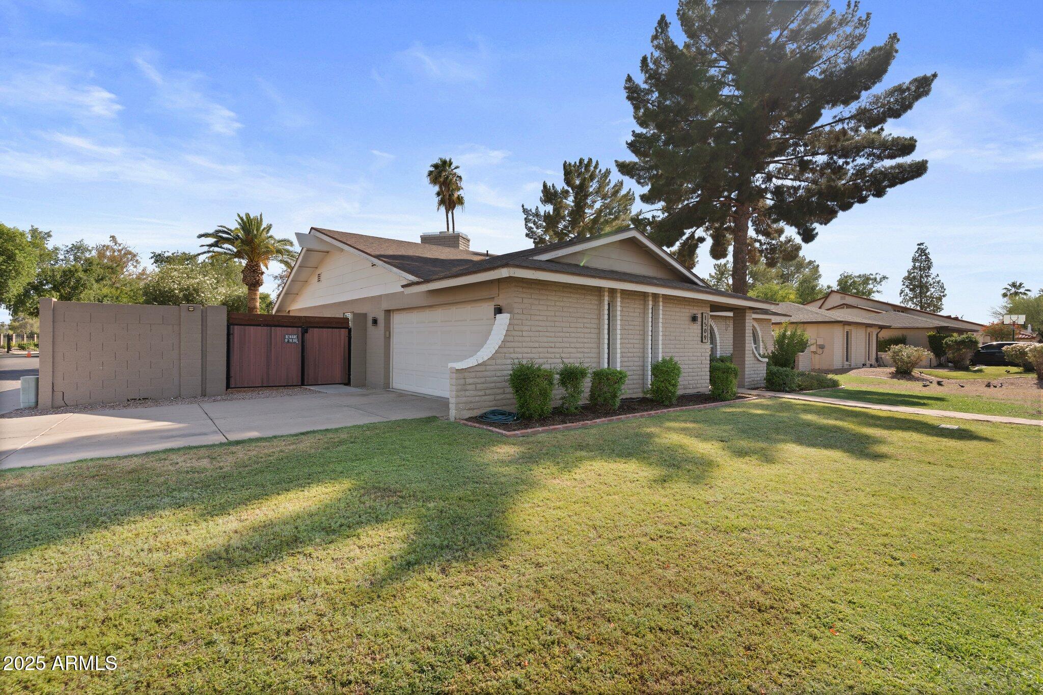 1509 W Kiowa Avenue