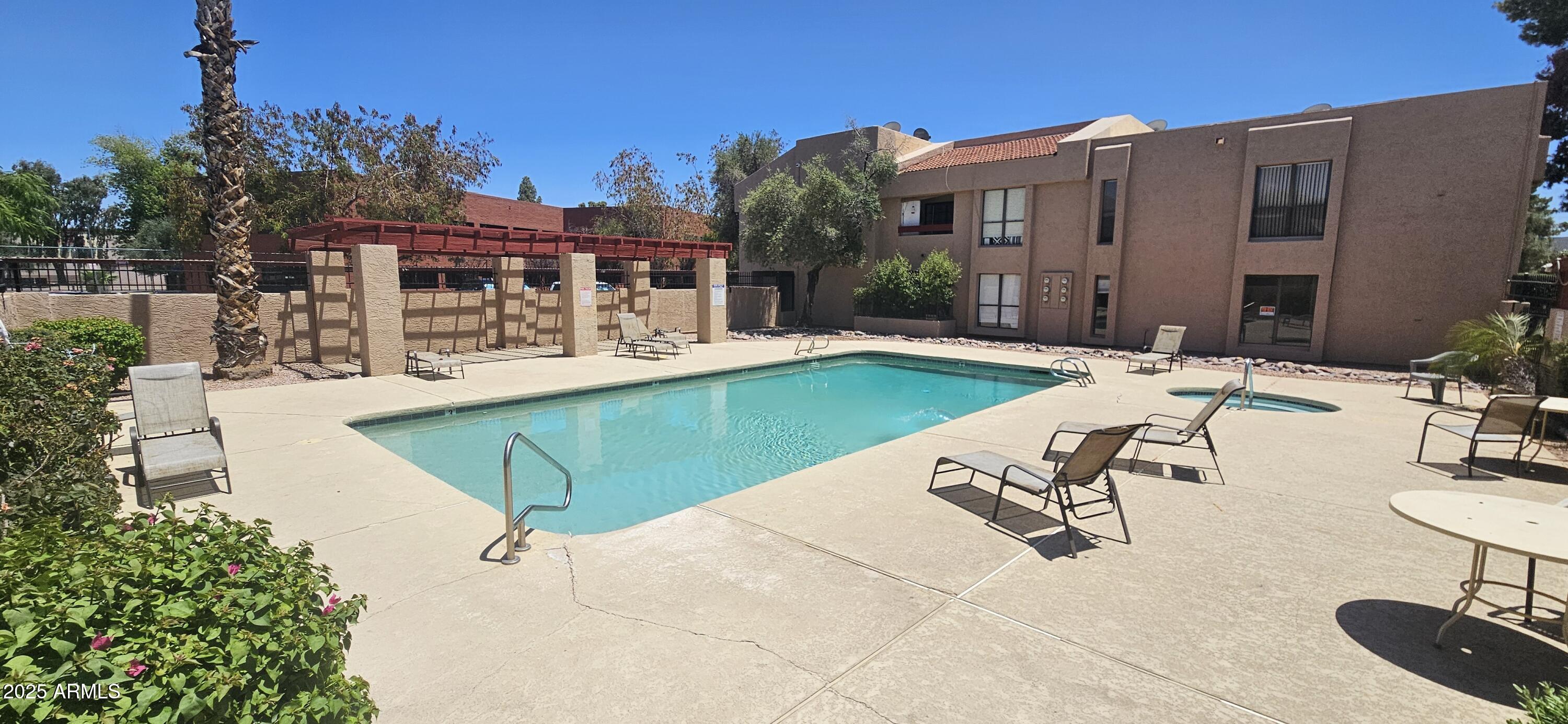 3131 W COCHISE Drive 256