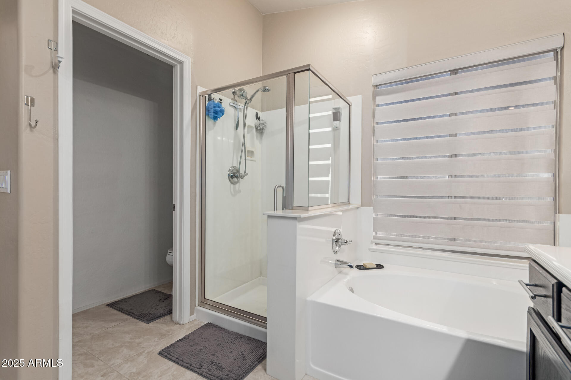 3469 E WILDHORSE Drive
