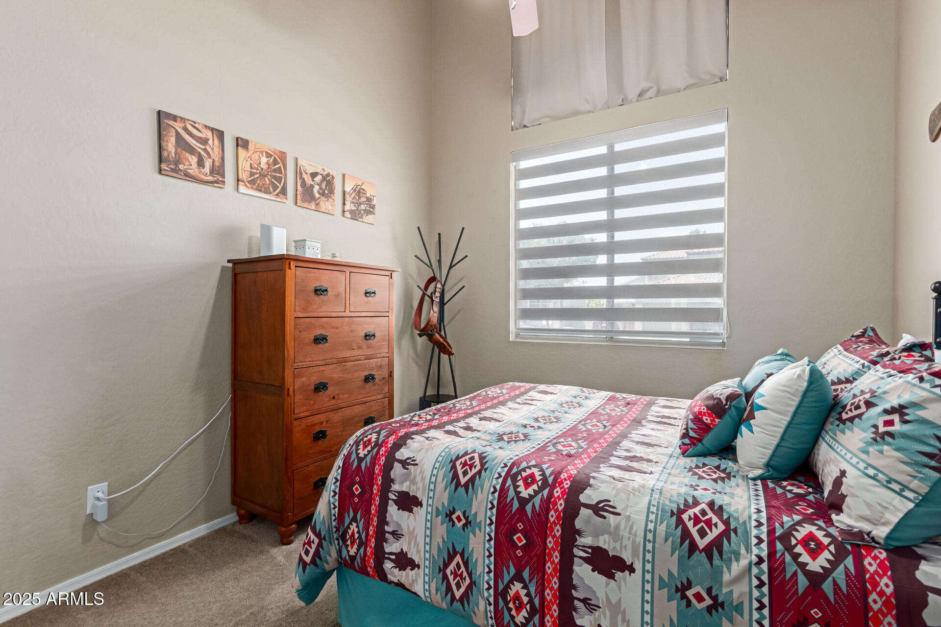 3469 E WILDHORSE Drive