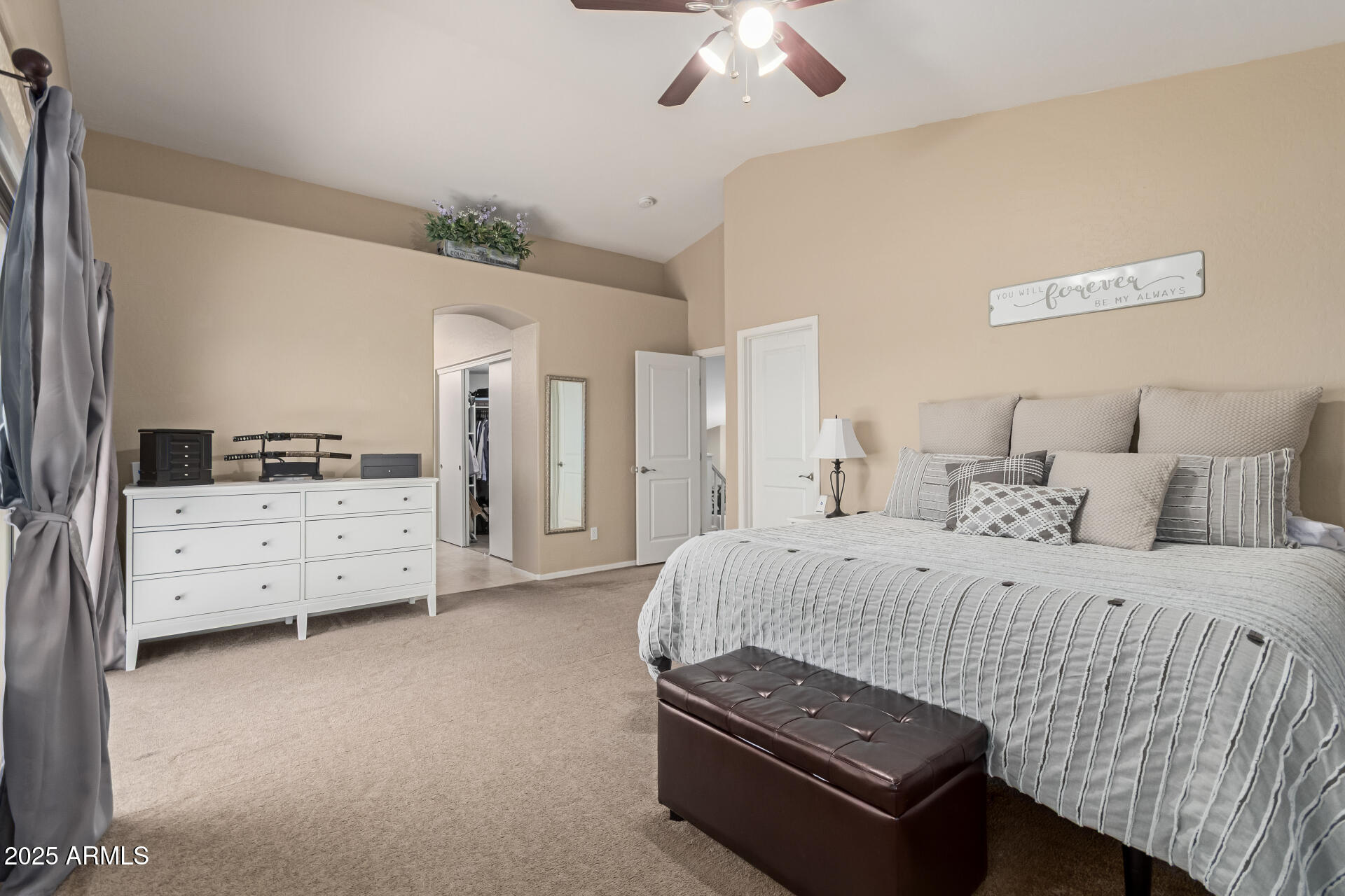 3469 E WILDHORSE Drive