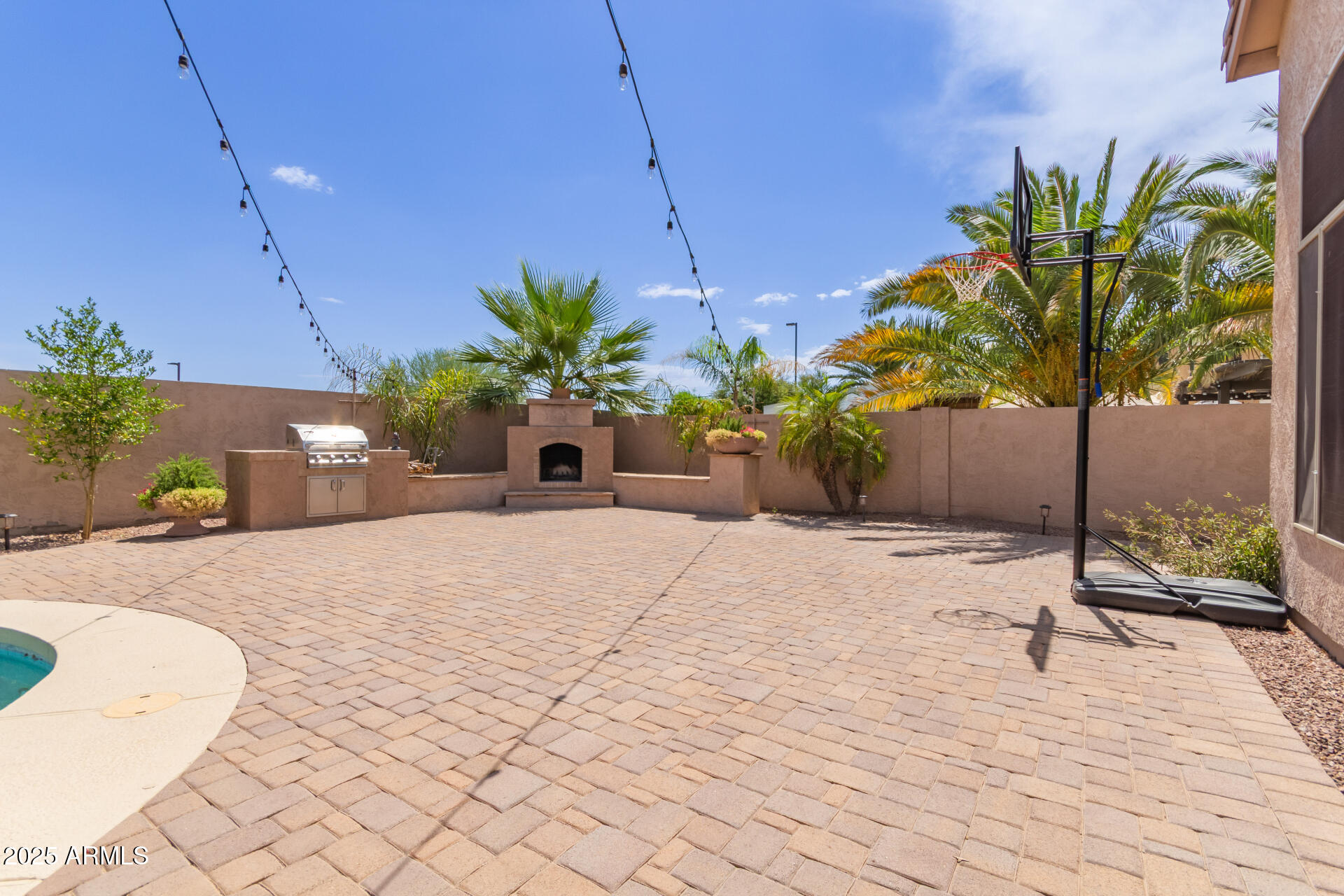 3469 E WILDHORSE Drive