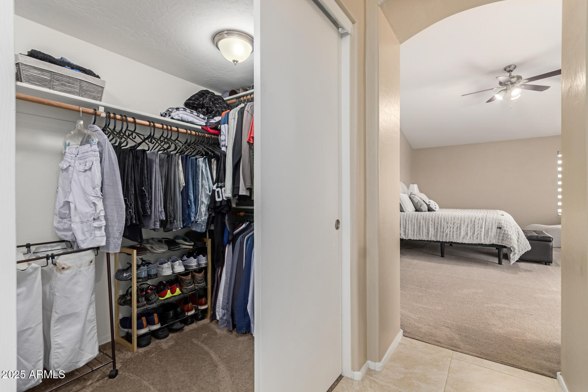 3469 E WILDHORSE Drive