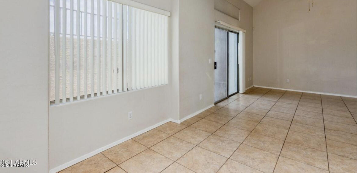 2027 E UNIVERSITY Drive 120