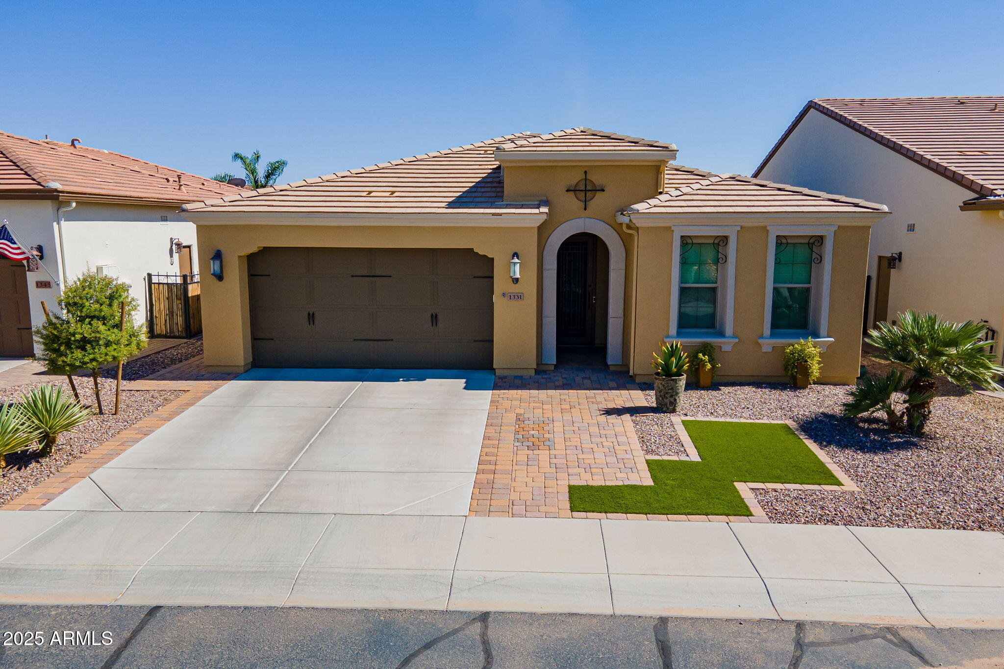 1331 E CORSIA Lane