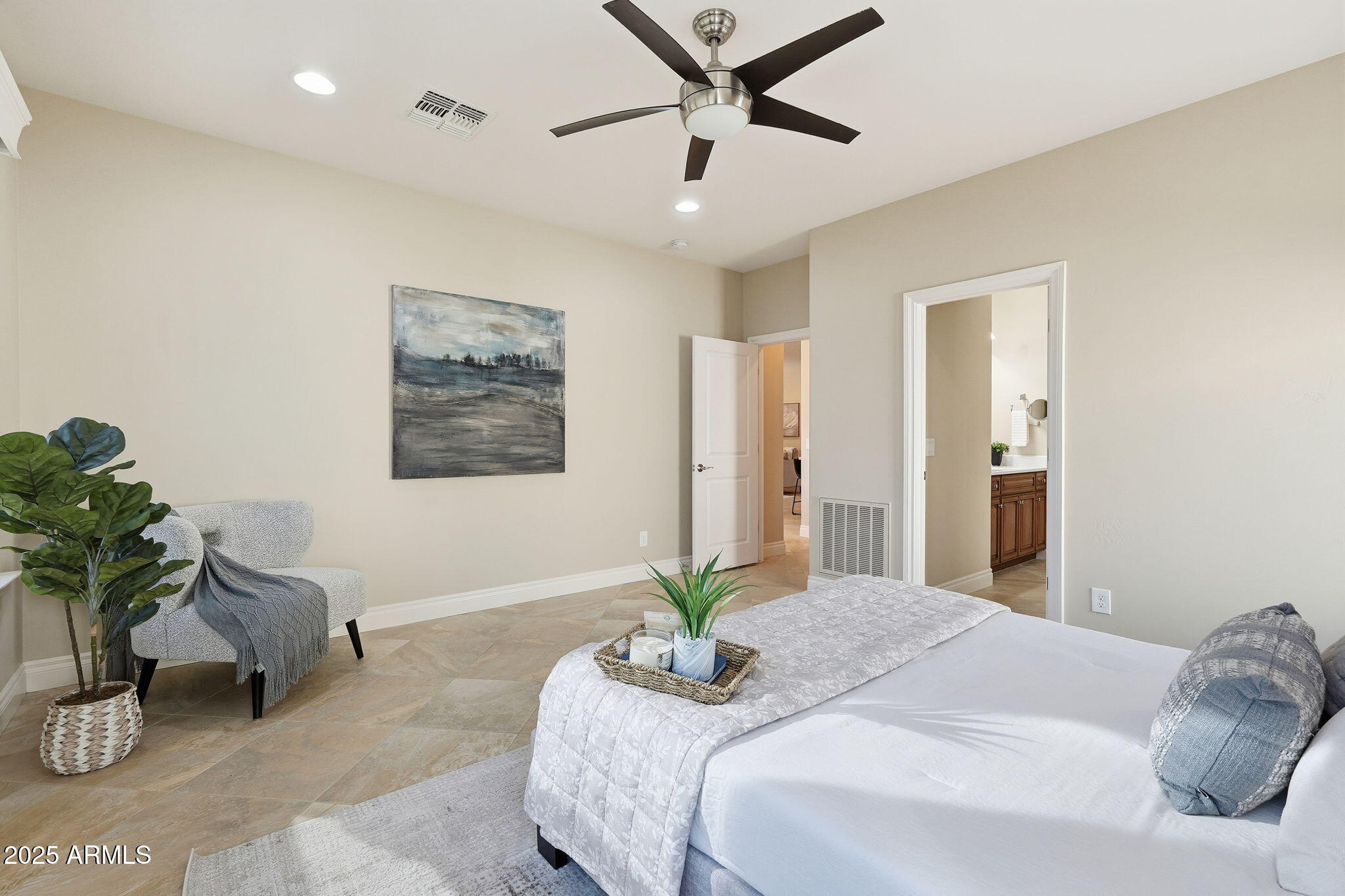 1331 E CORSIA Lane