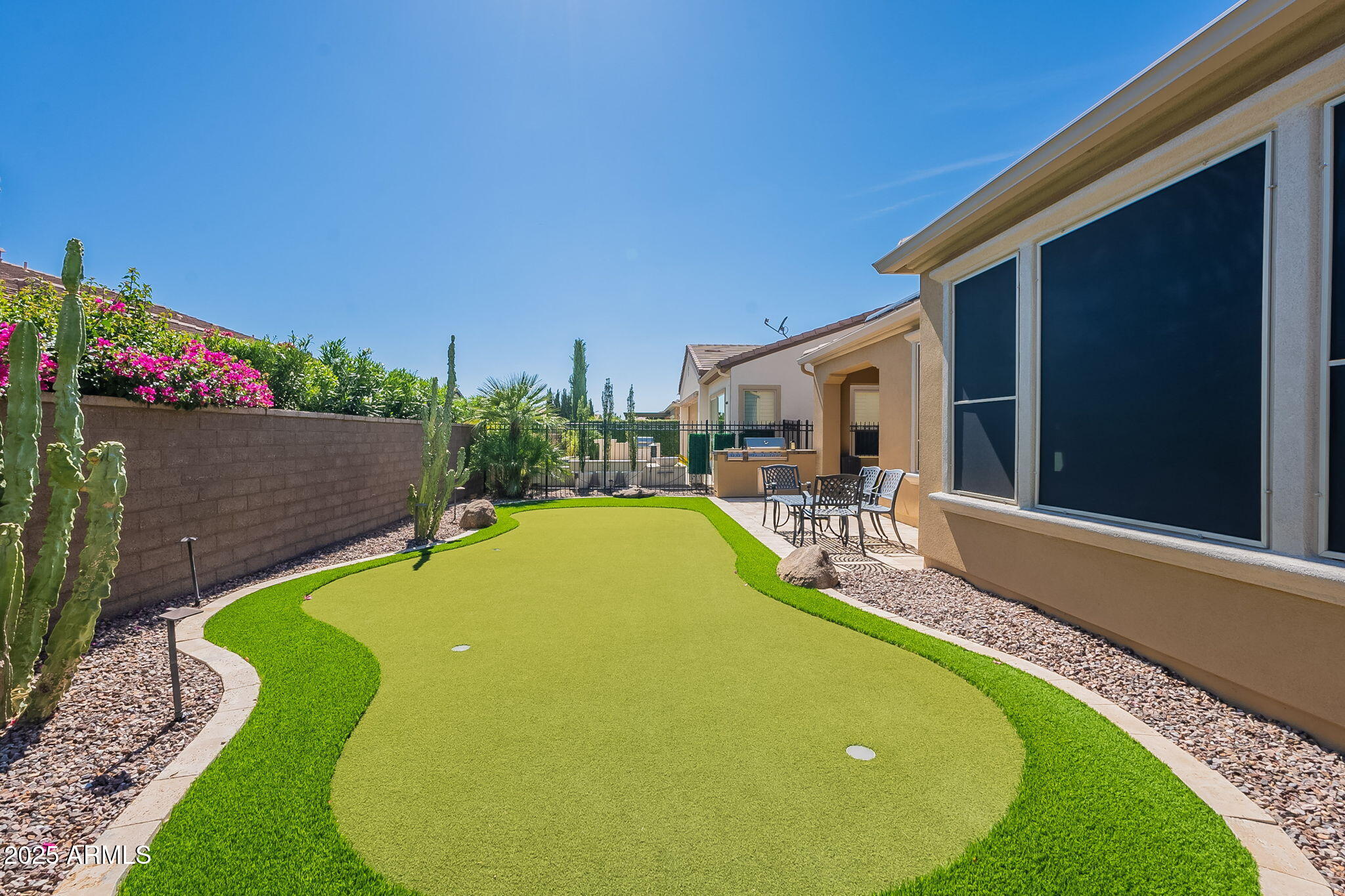 1331 E CORSIA Lane
