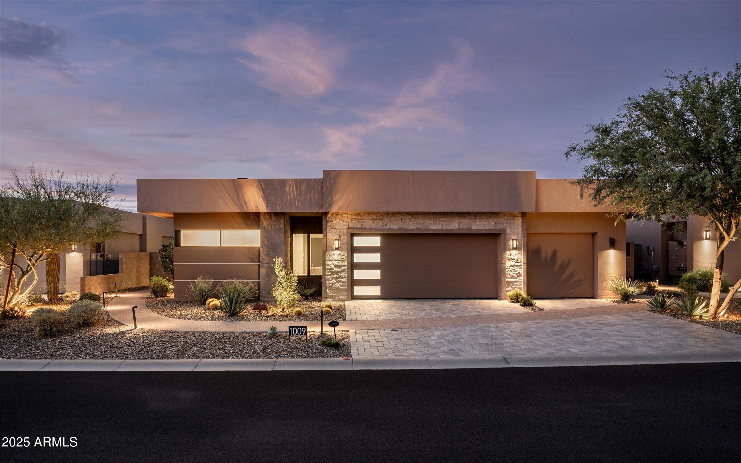 37200 N CAVE CREEK Road 1009
