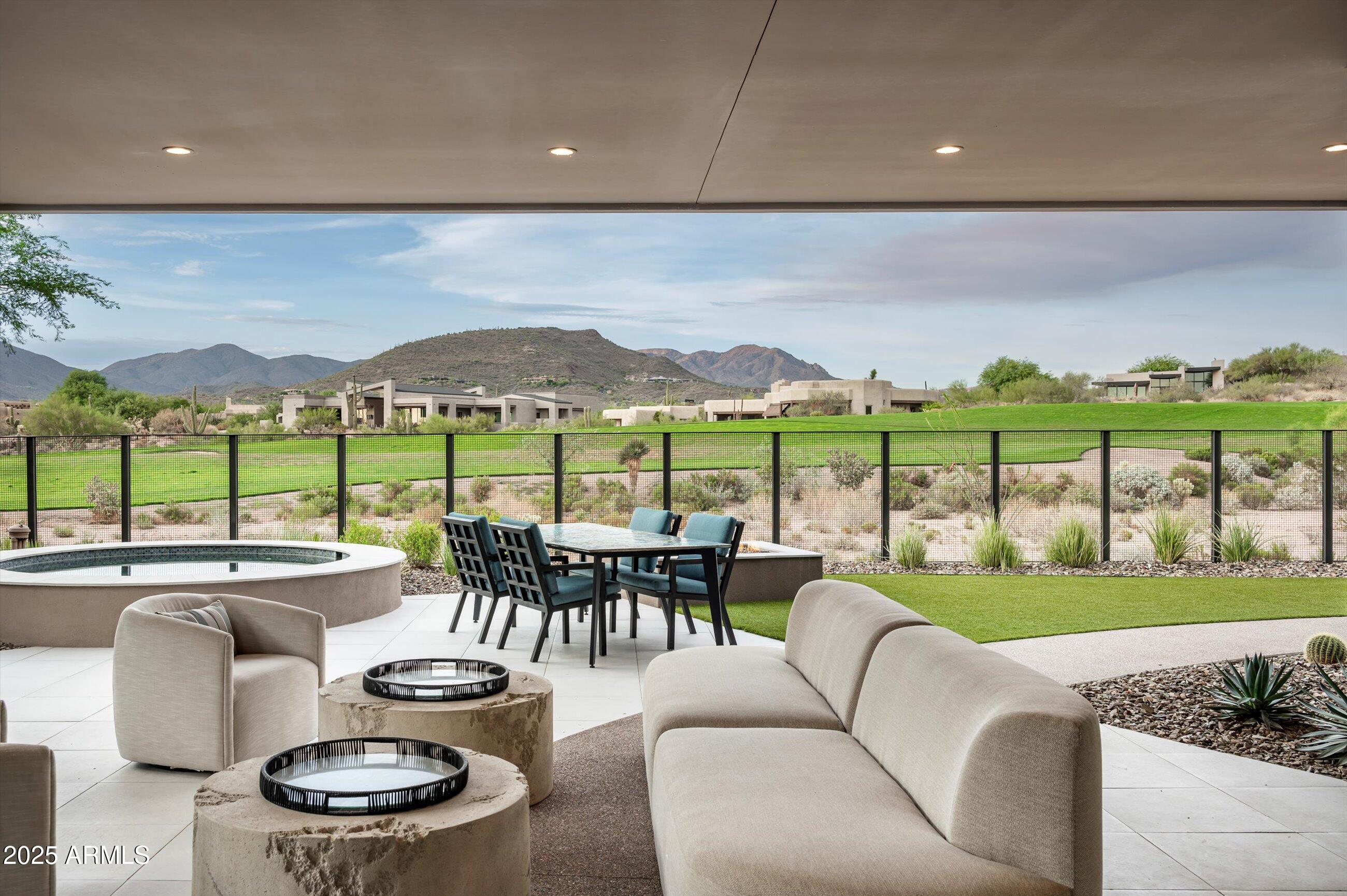 37200 N CAVE CREEK Road 1009