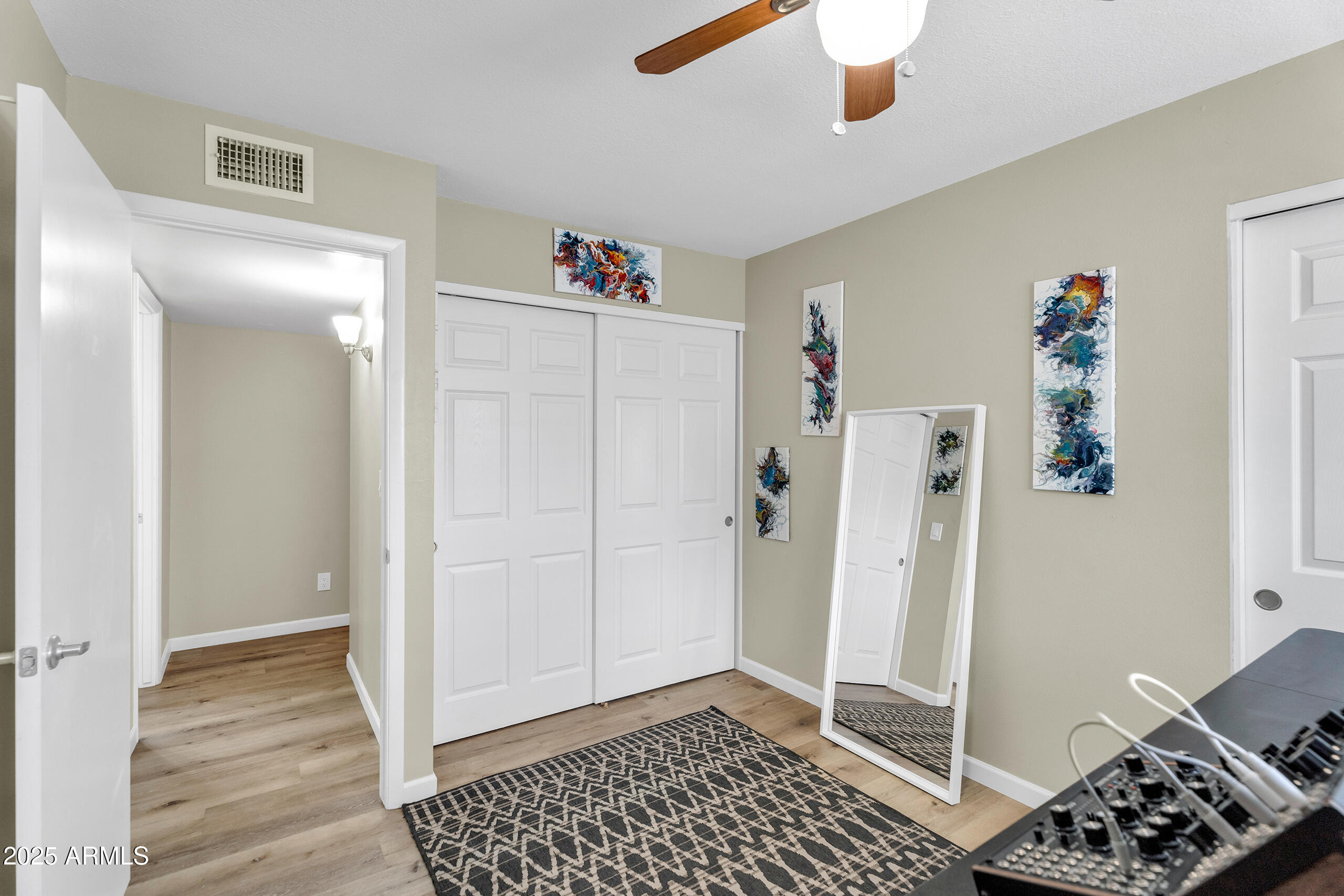 4245 N MILLER Road