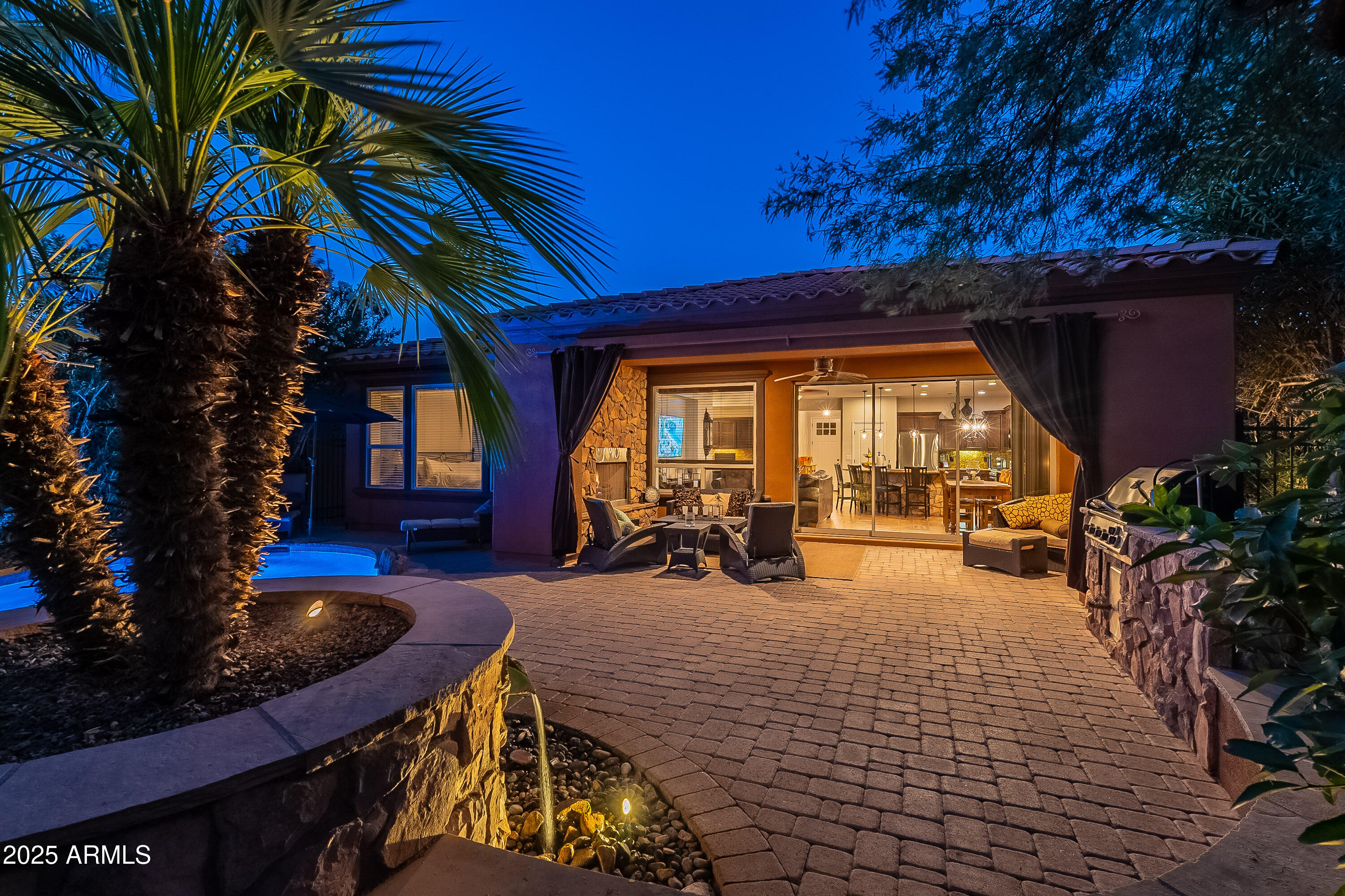 1563 E ARTEMIS Trail