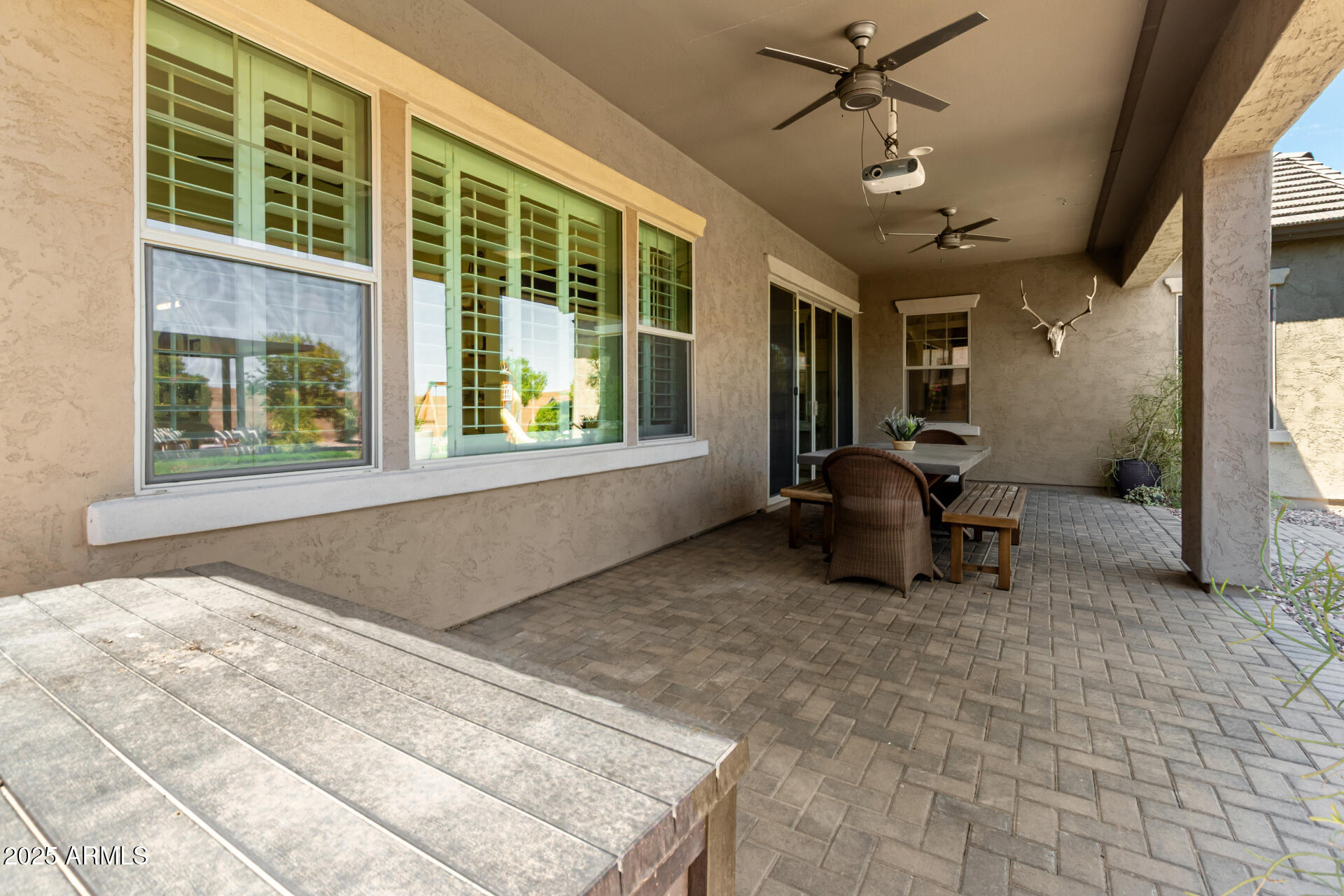 3970 E IRIS Drive