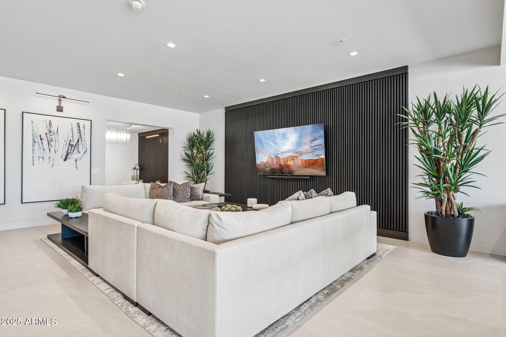 6587 N PALMERAIE Boulevard 2020
