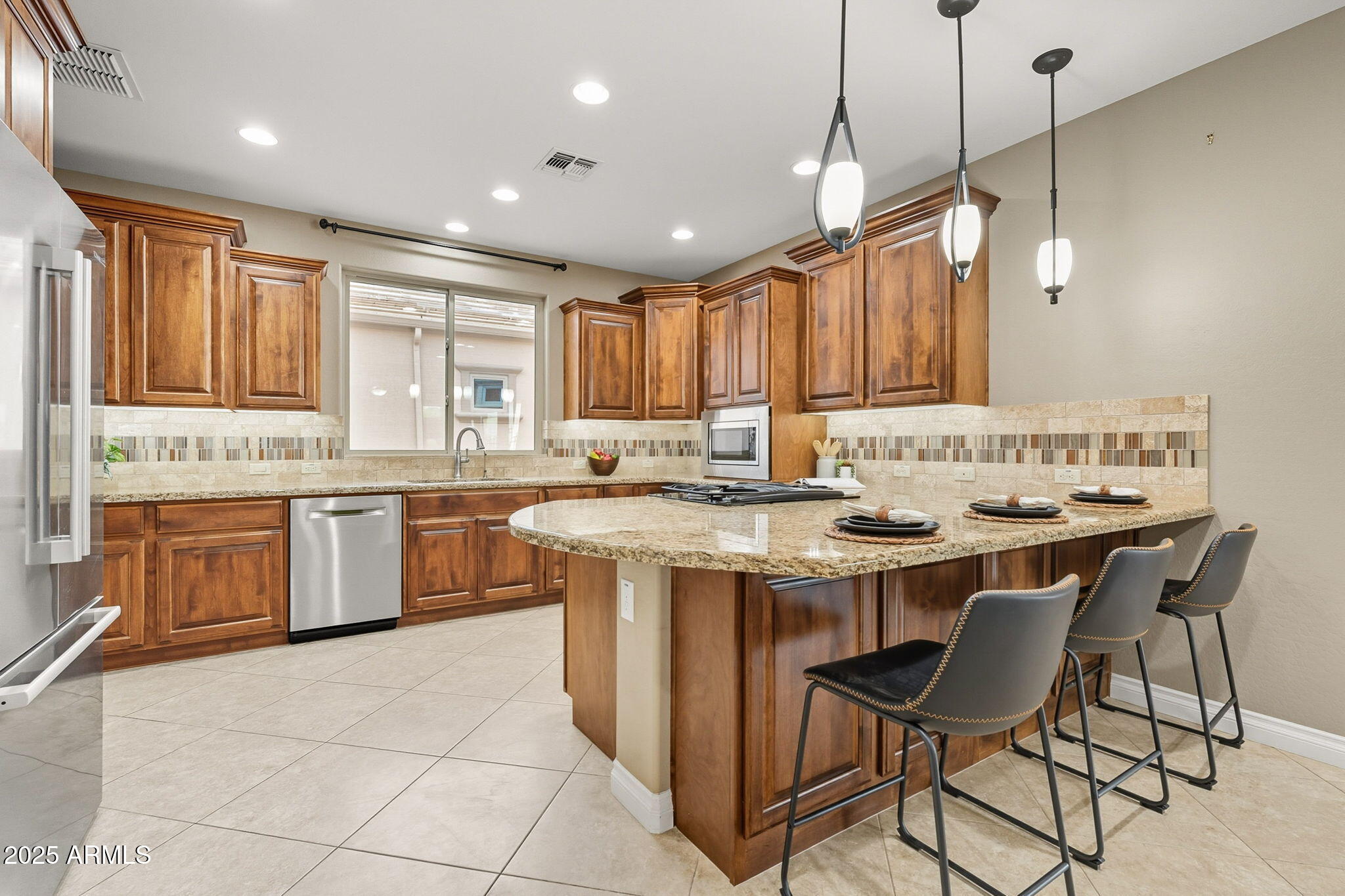 1518 E COPPER HOLLOW