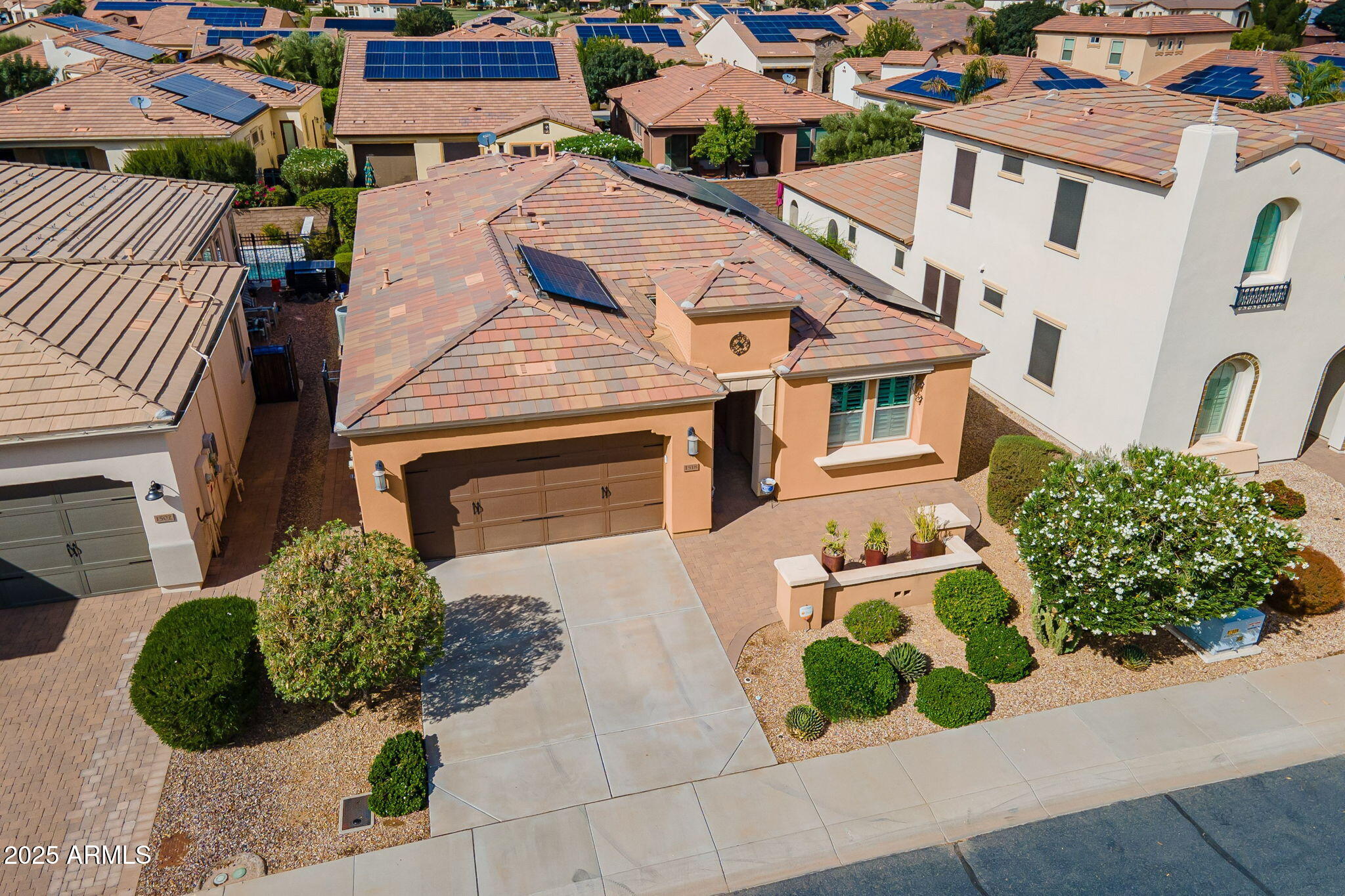1518 E COPPER HOLLOW