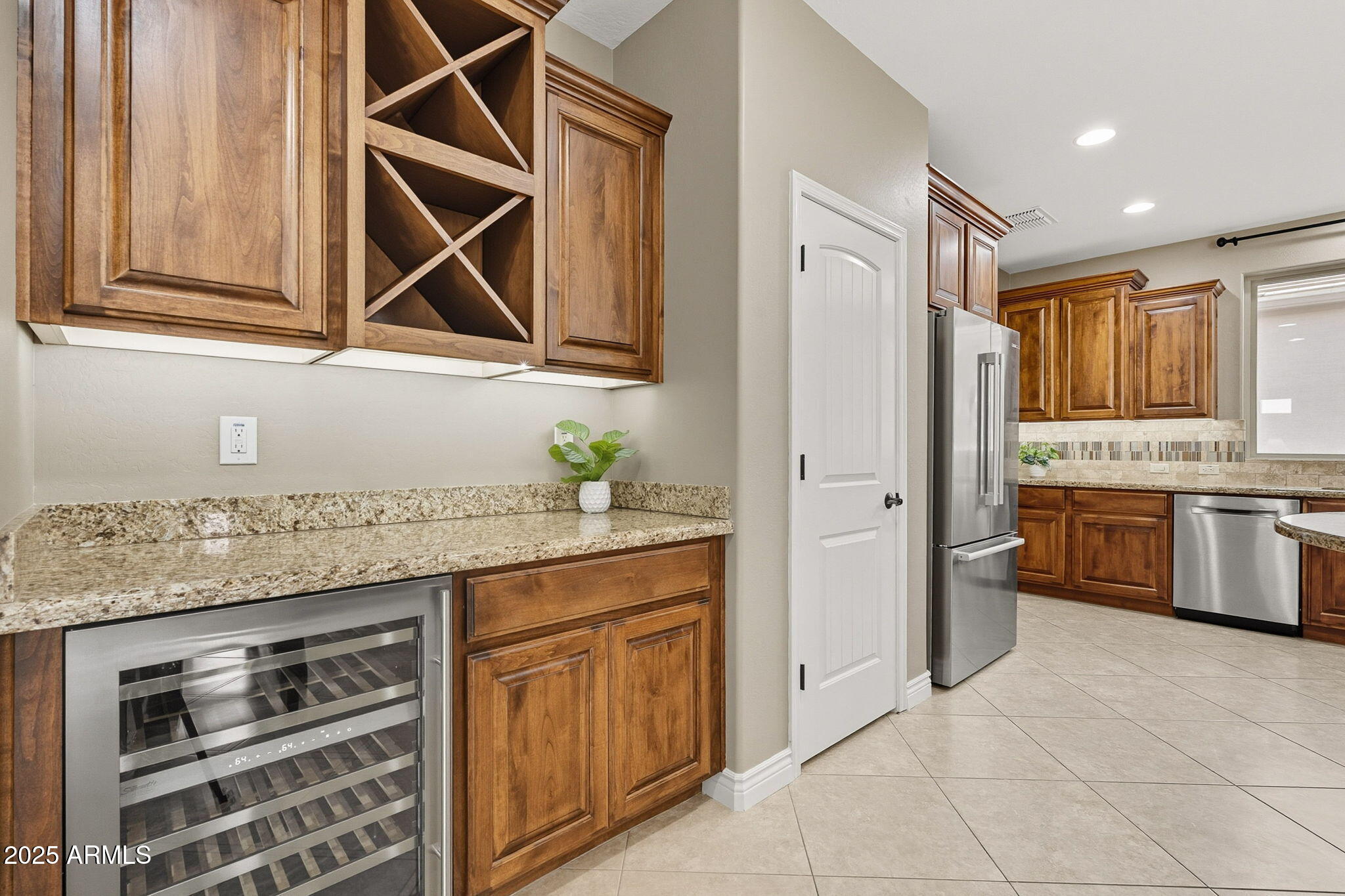 1518 E COPPER HOLLOW