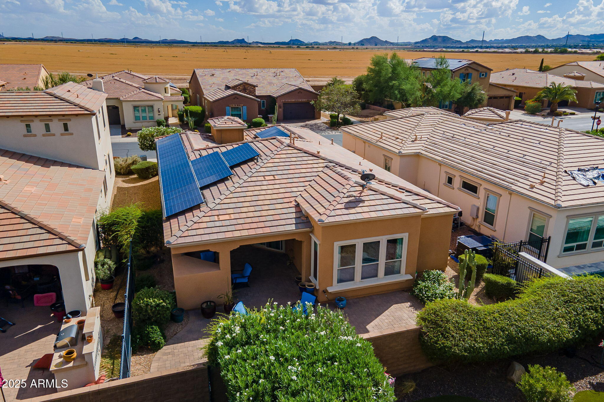 1518 E COPPER HOLLOW