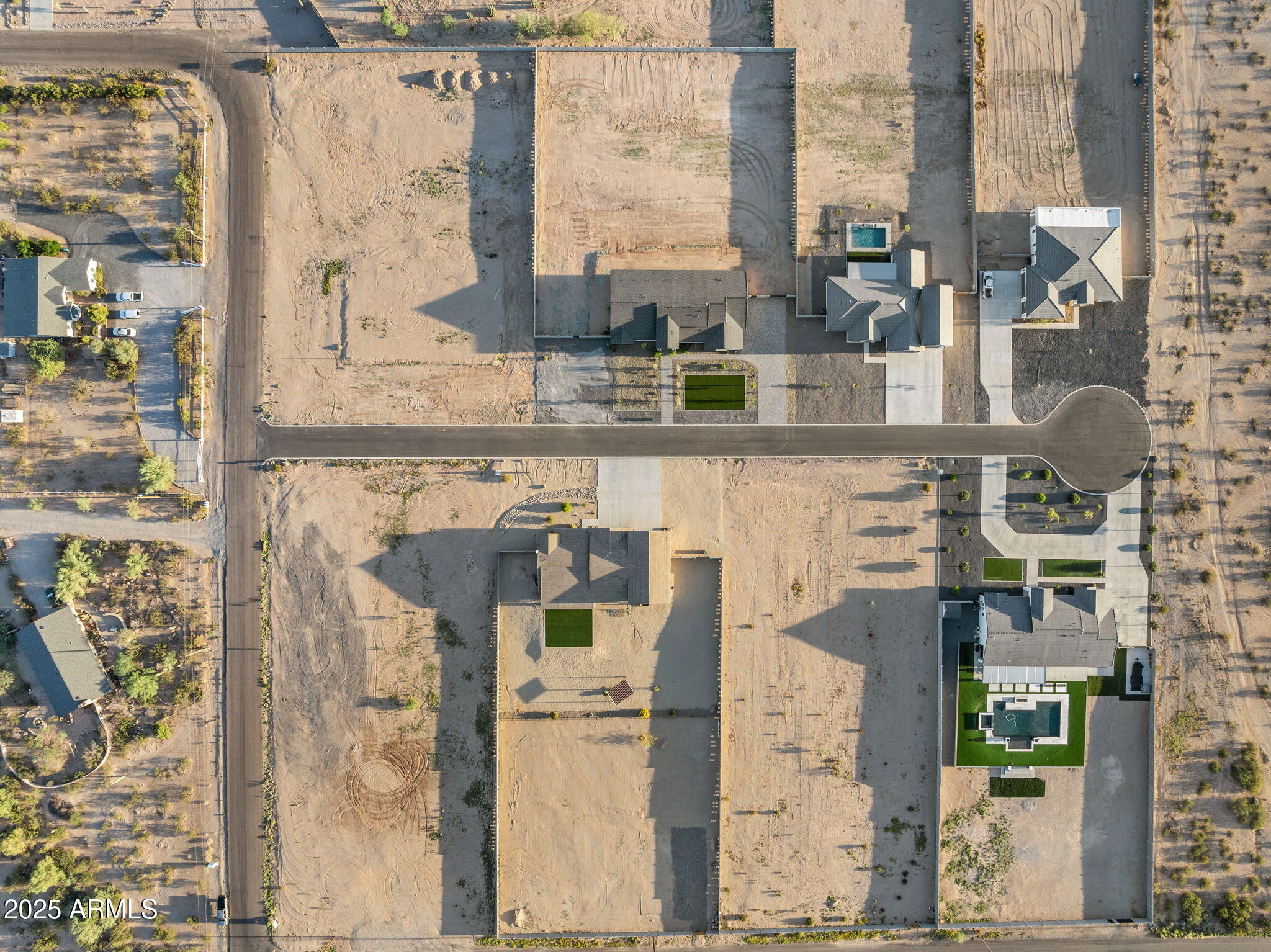 1945 W Lincoln Court, 368