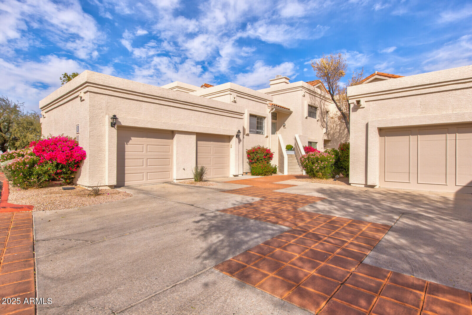 7800 E LINCOLN Drive 1096