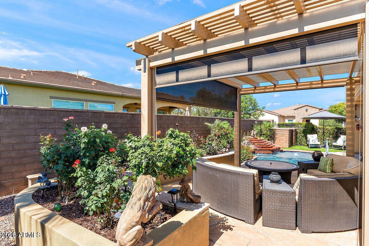 1275 E VERDE Boulevard