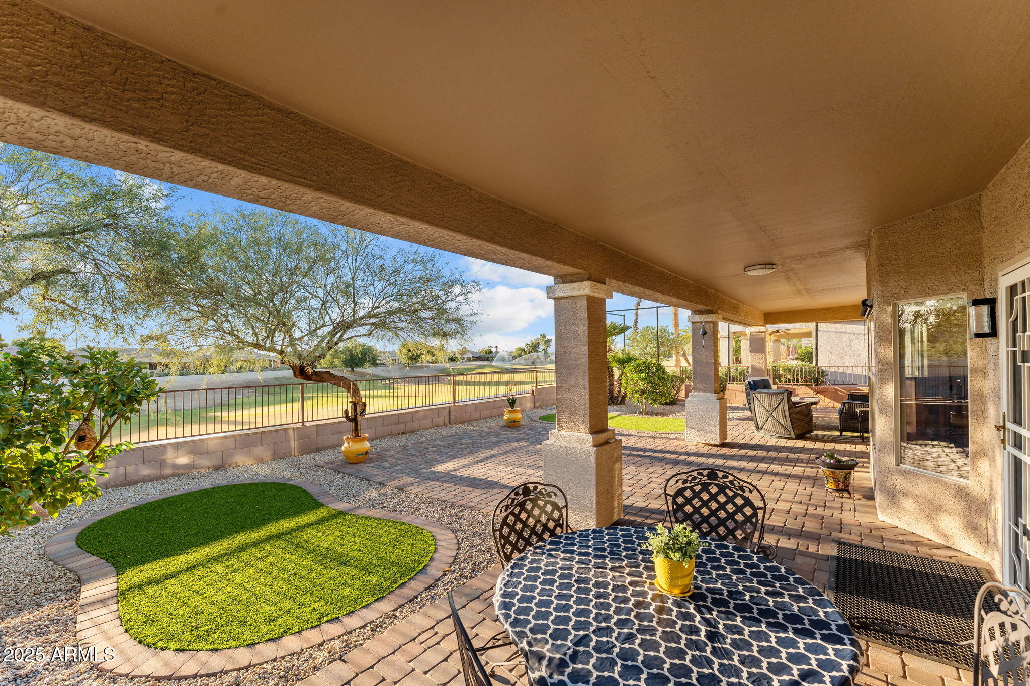 6222 S HUACHUCA Way