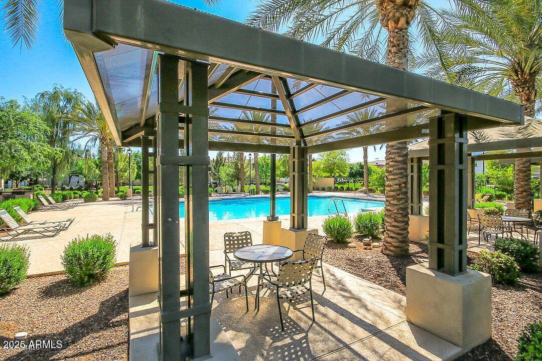 967 S BREWER Drive
