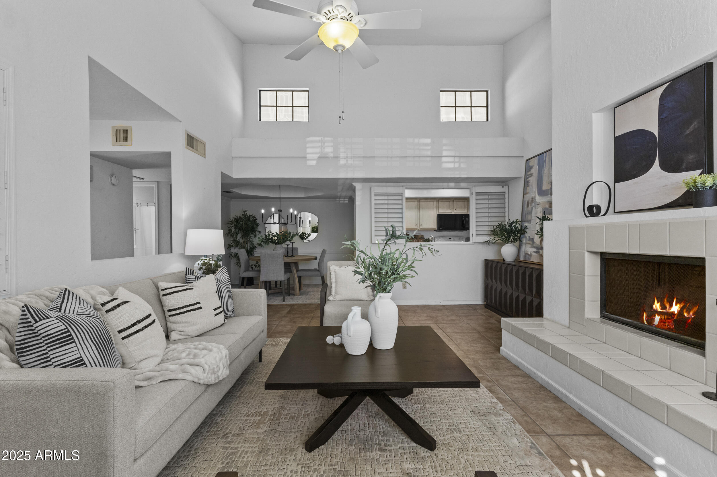 7800 E LINCOLN Drive 2092