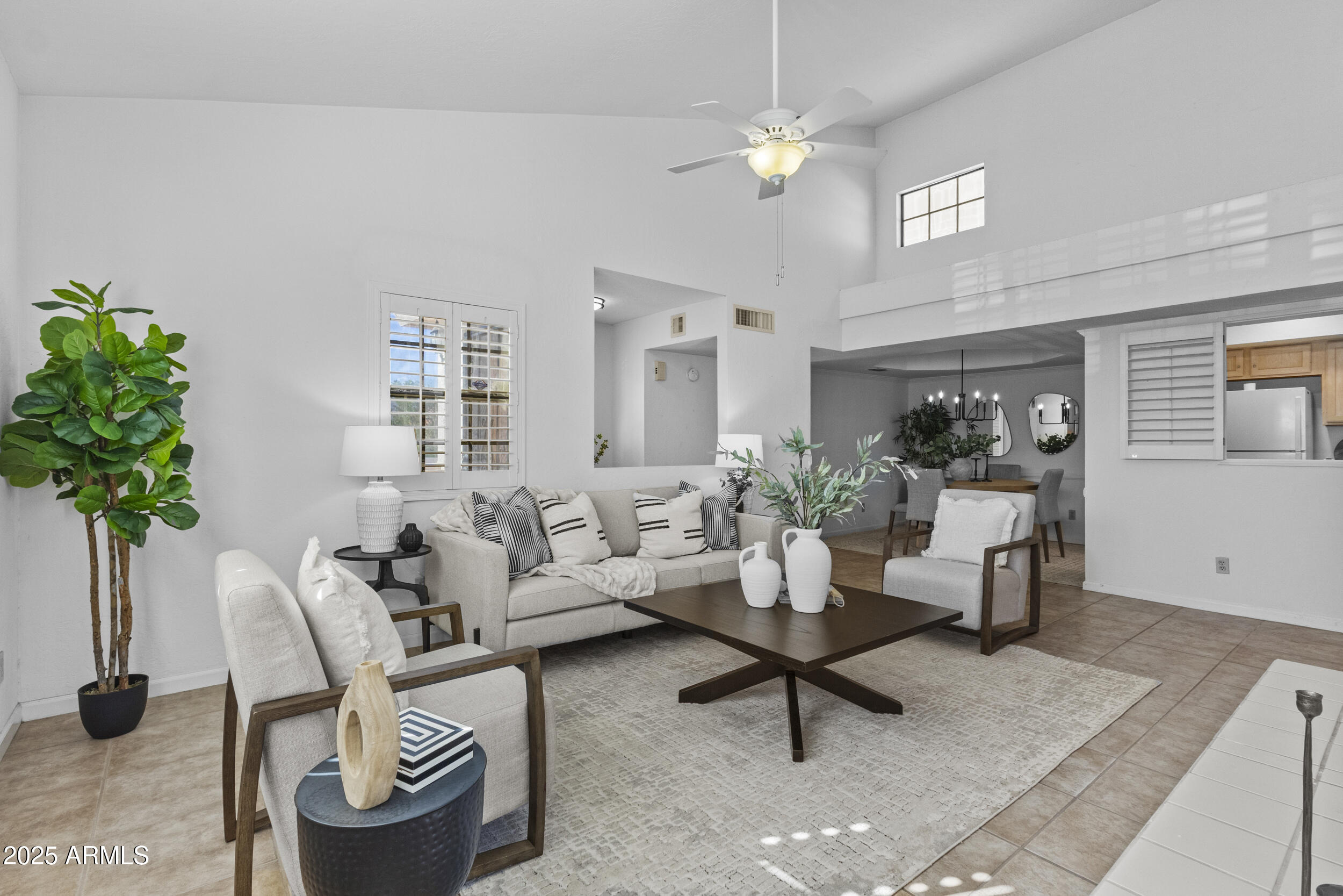 7800 E LINCOLN Drive 2092