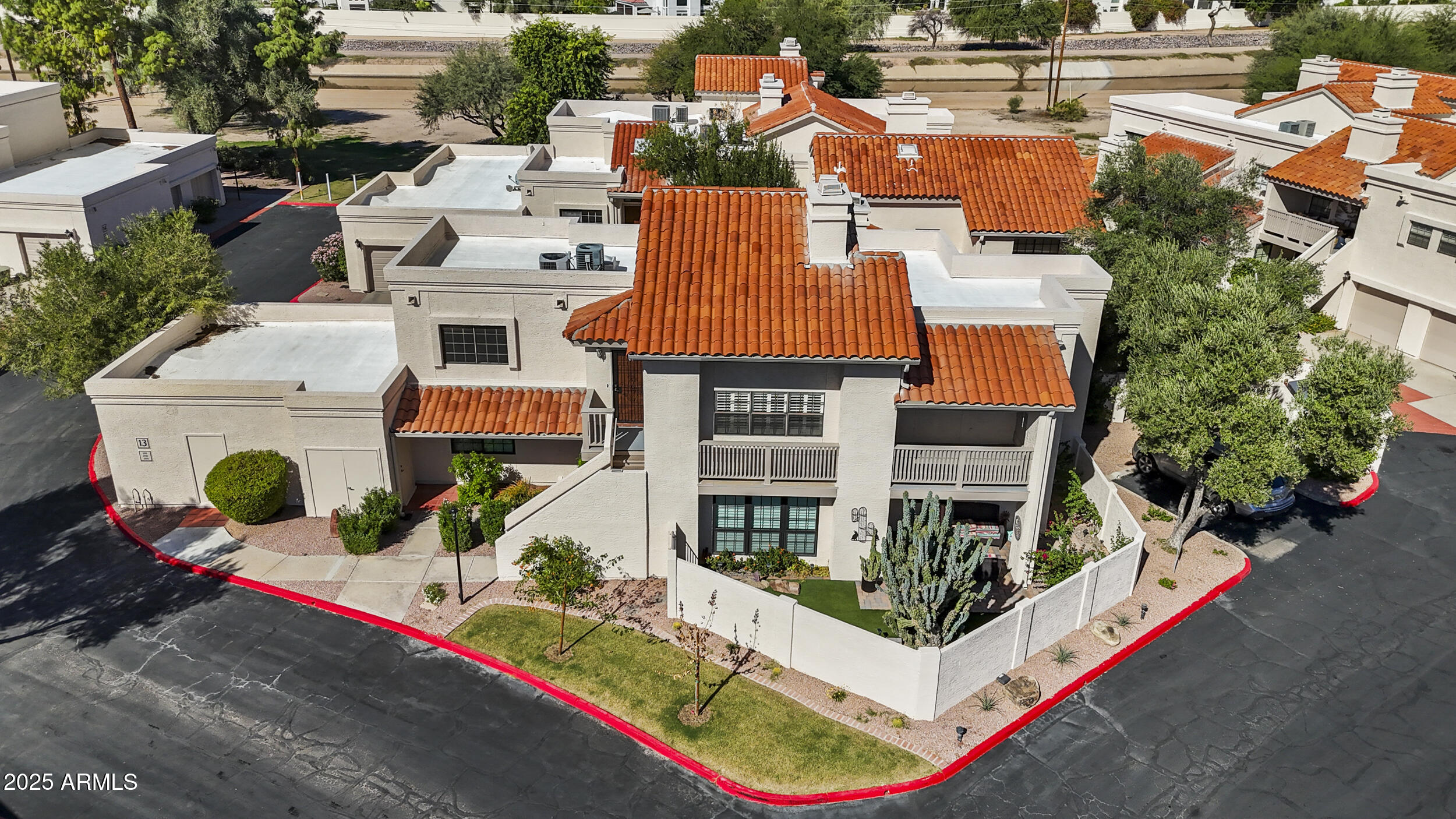 7800 E LINCOLN Drive 2092