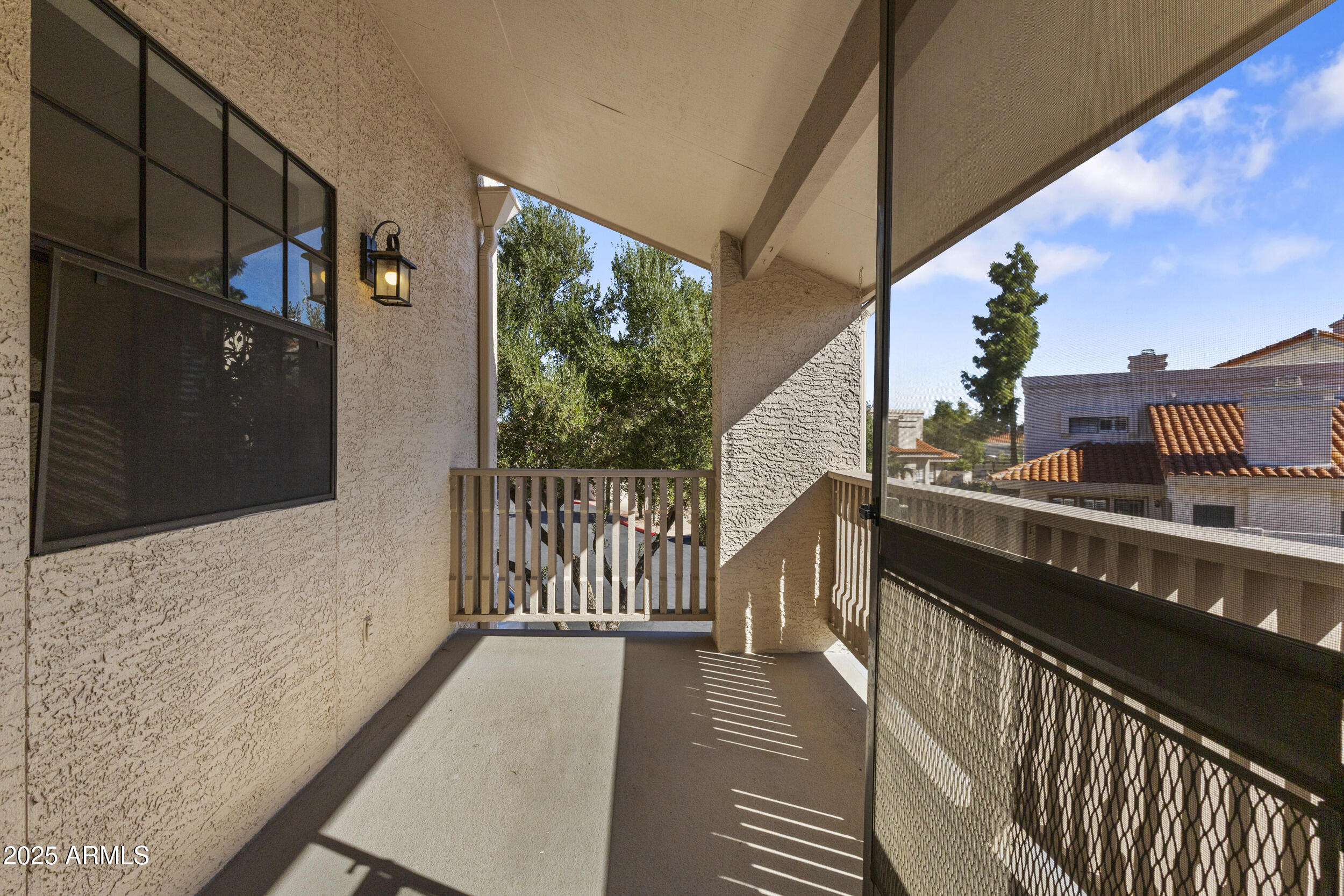 7800 E LINCOLN Drive 2092