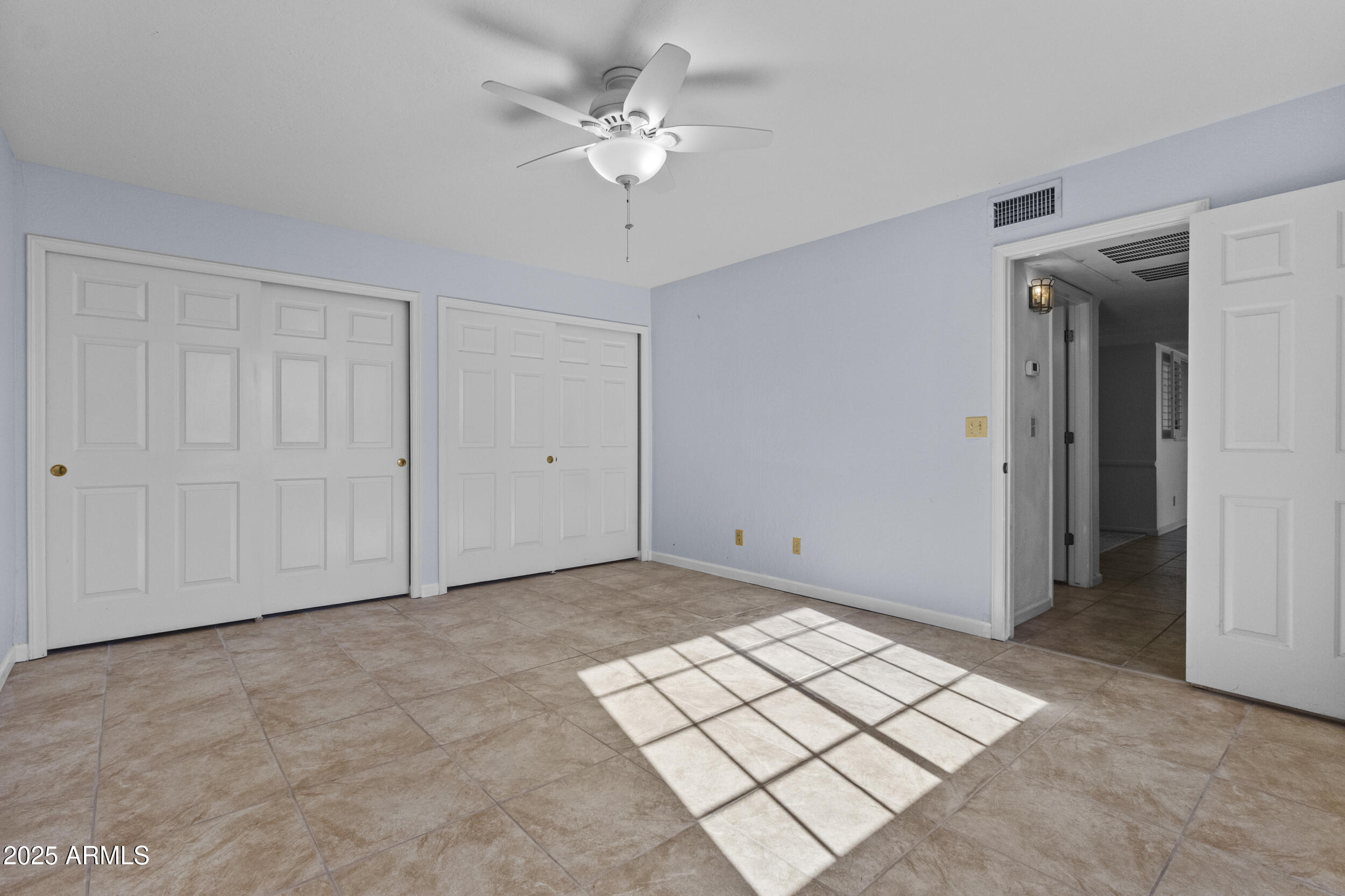 7800 E LINCOLN Drive 2092