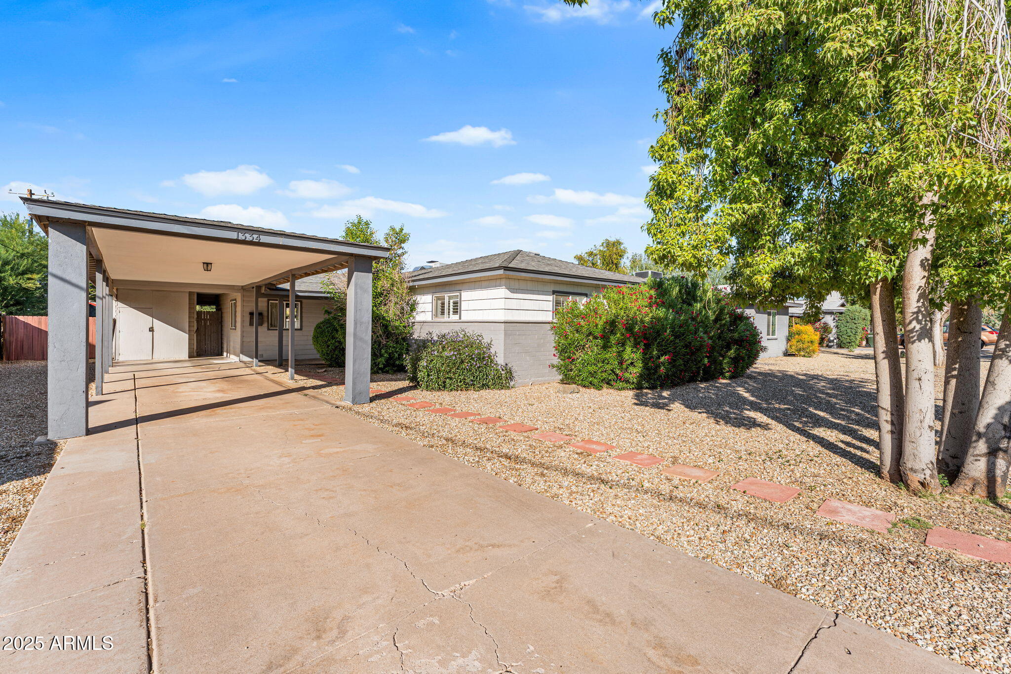 1334 W SELLS Drive